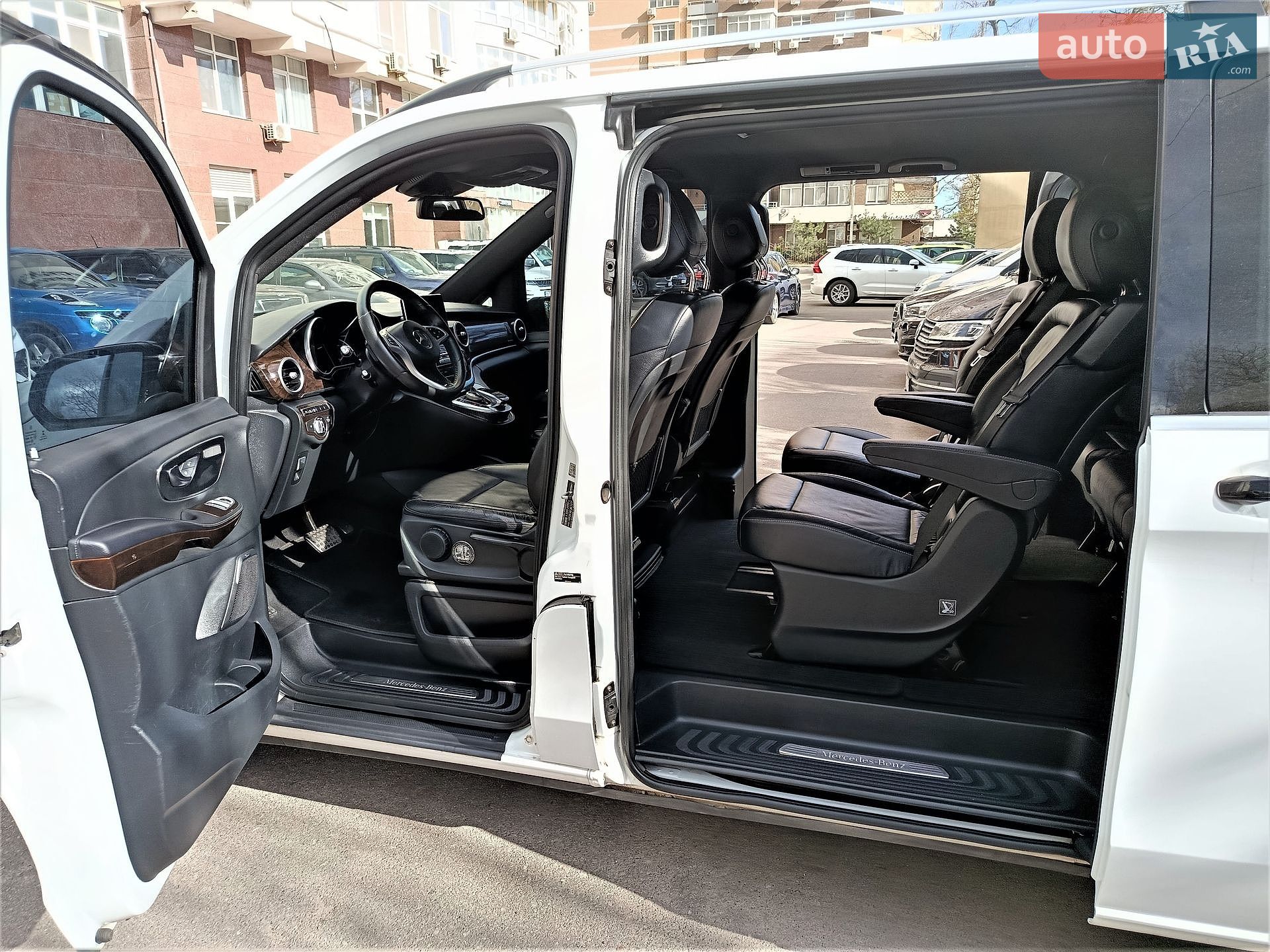 Mercedes-Benz V-Class 2015 VIN WDF44781313033493 фото оголошення 86 з 118