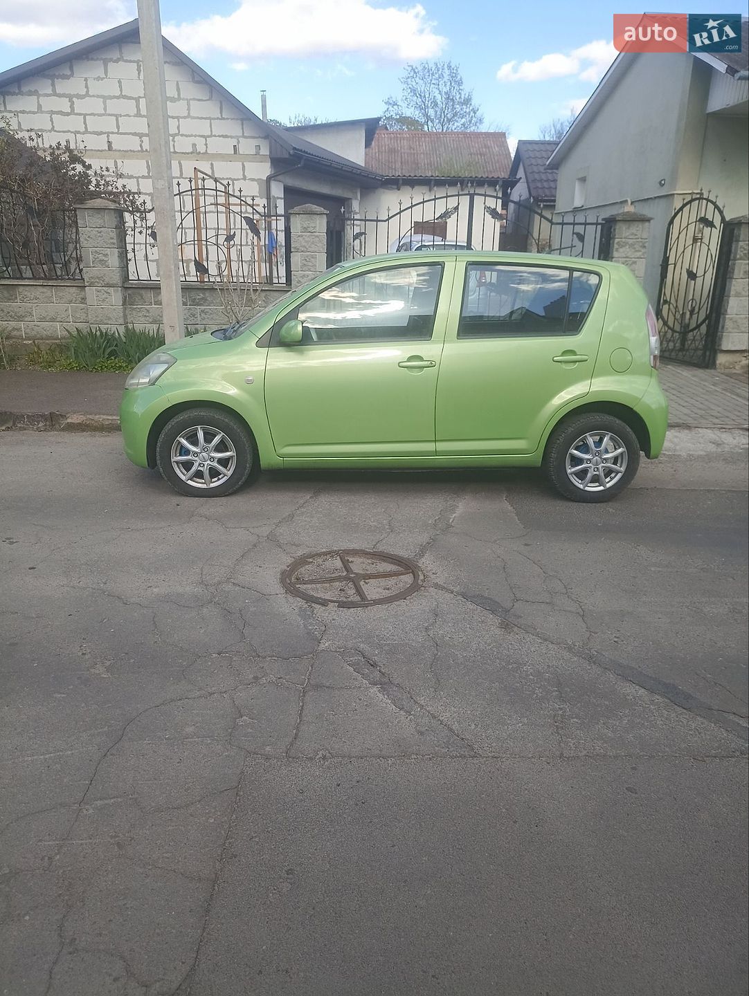 Daihatsu Sirion 2005 VIN JDAM301S001019478 фото оголошення 6 з 13