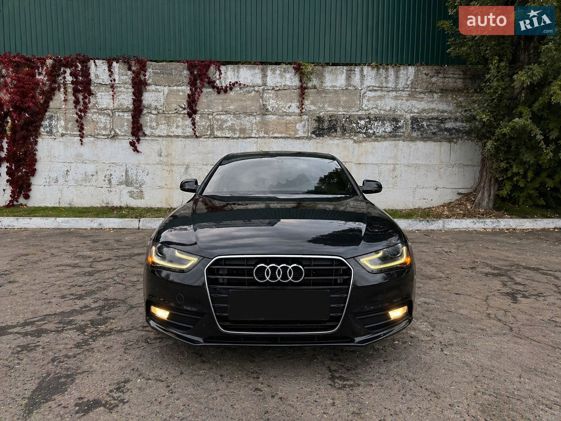 Audi A4 2012 VIN WAUFFAFL5DN027183 фото оголошення 3 з 5