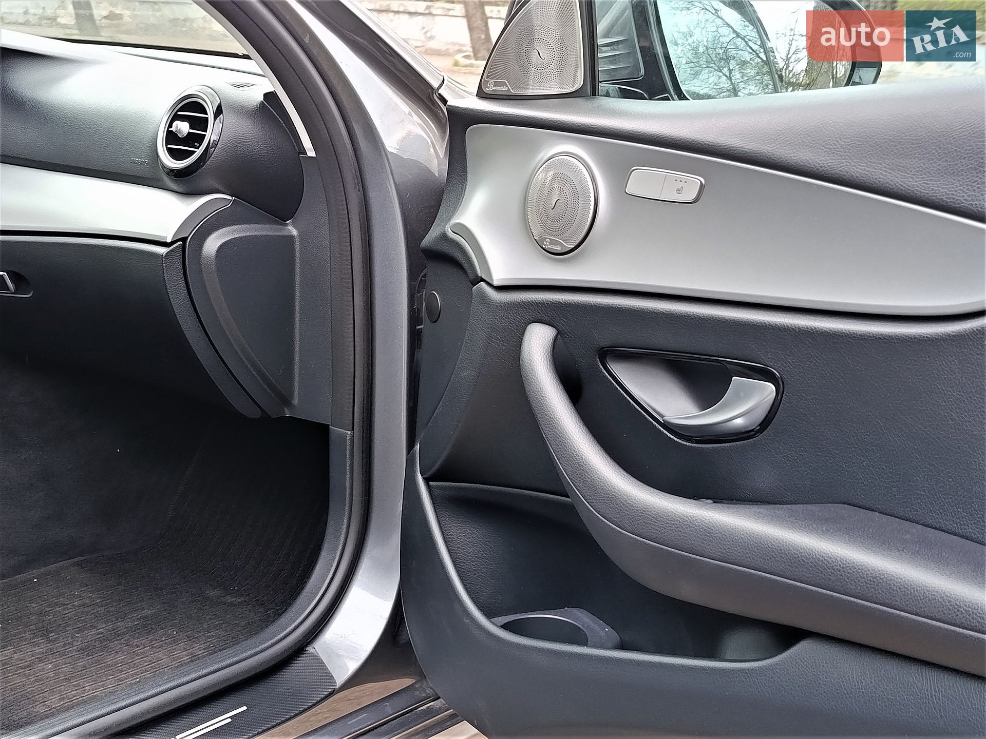 Mercedes-Benz E-Class 2020 VIN W1K2132041A878110 фото оголошення 28 з 114