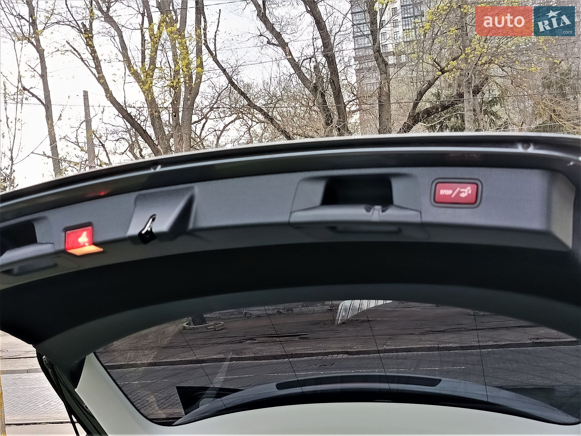 Mercedes-Benz E-Class 2020 VIN W1K2132041A878110 фото оголошення 31 з 114