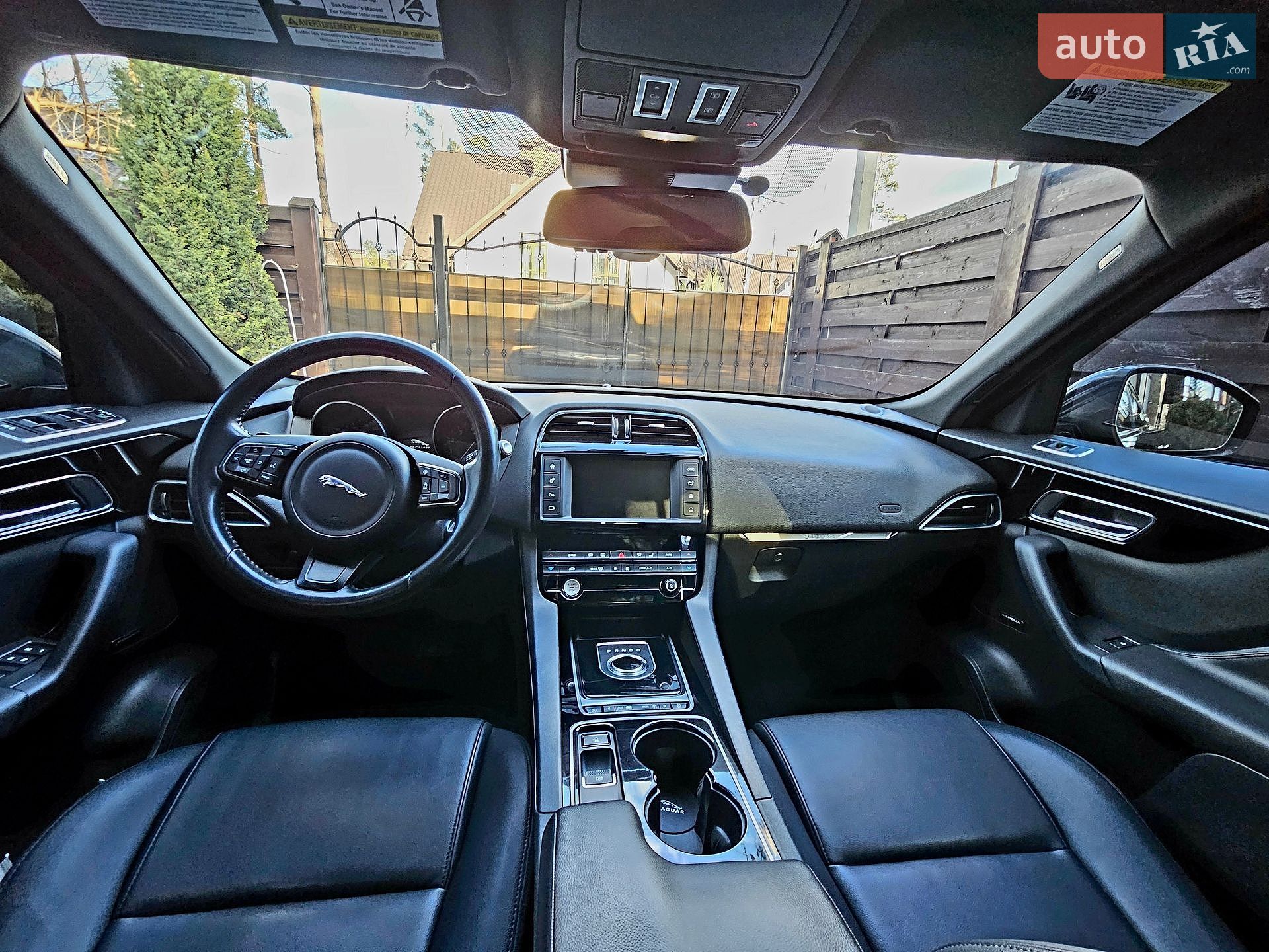Jaguar F-Pace 2017 VIN SADCJ2BV2HA881681 фото оголошення 4 з 24