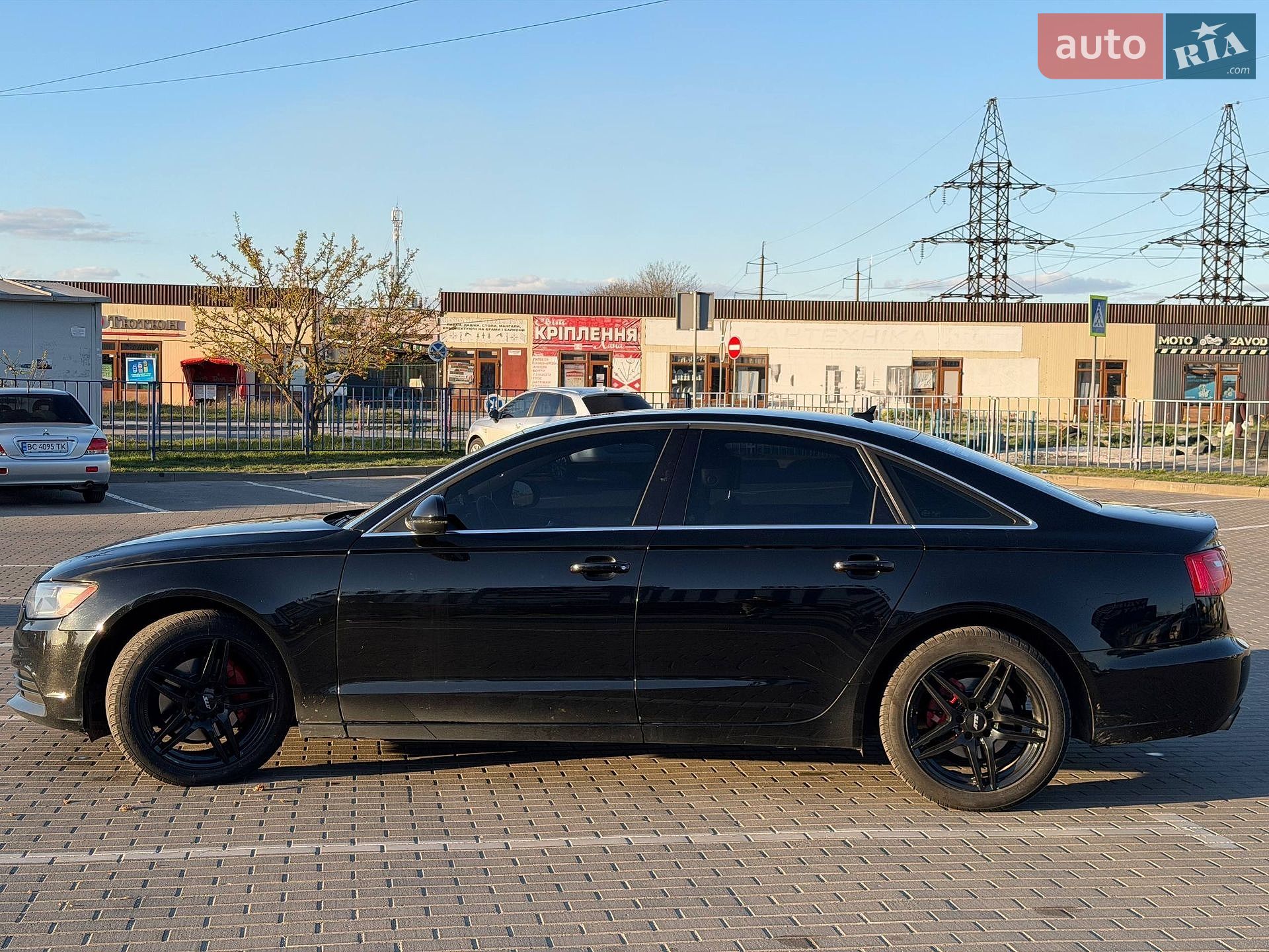 Audi A6 2013 VIN WAUGFAFC8DN153378 фото оголошення 7 з 12