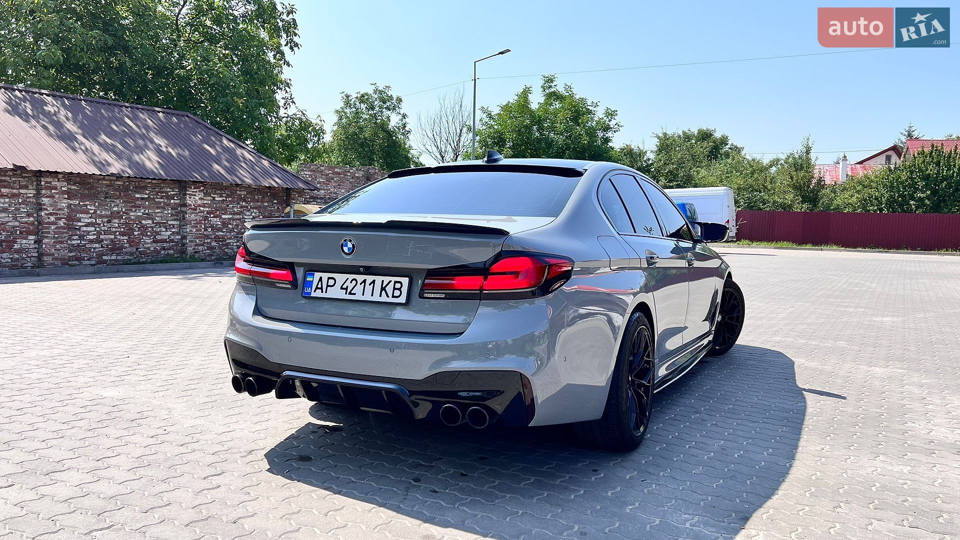 BMW 5 Series 2017 VIN WBAJE5C39HG916880 фото оголошення 11 з 20