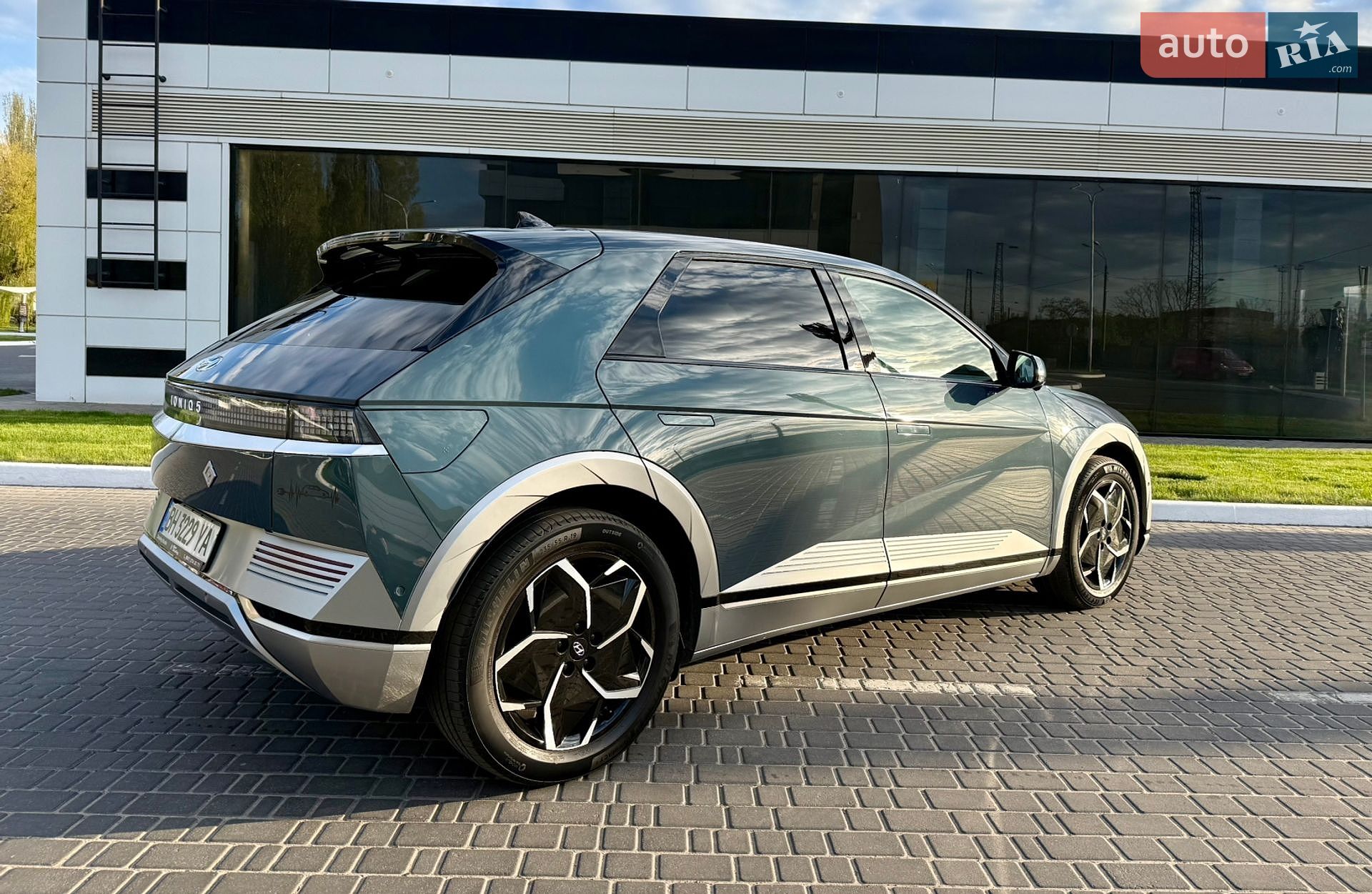 Hyundai Ioniq 5 2021 VIN KMHKR81BFNU030905 фото оголошення 12 з 25