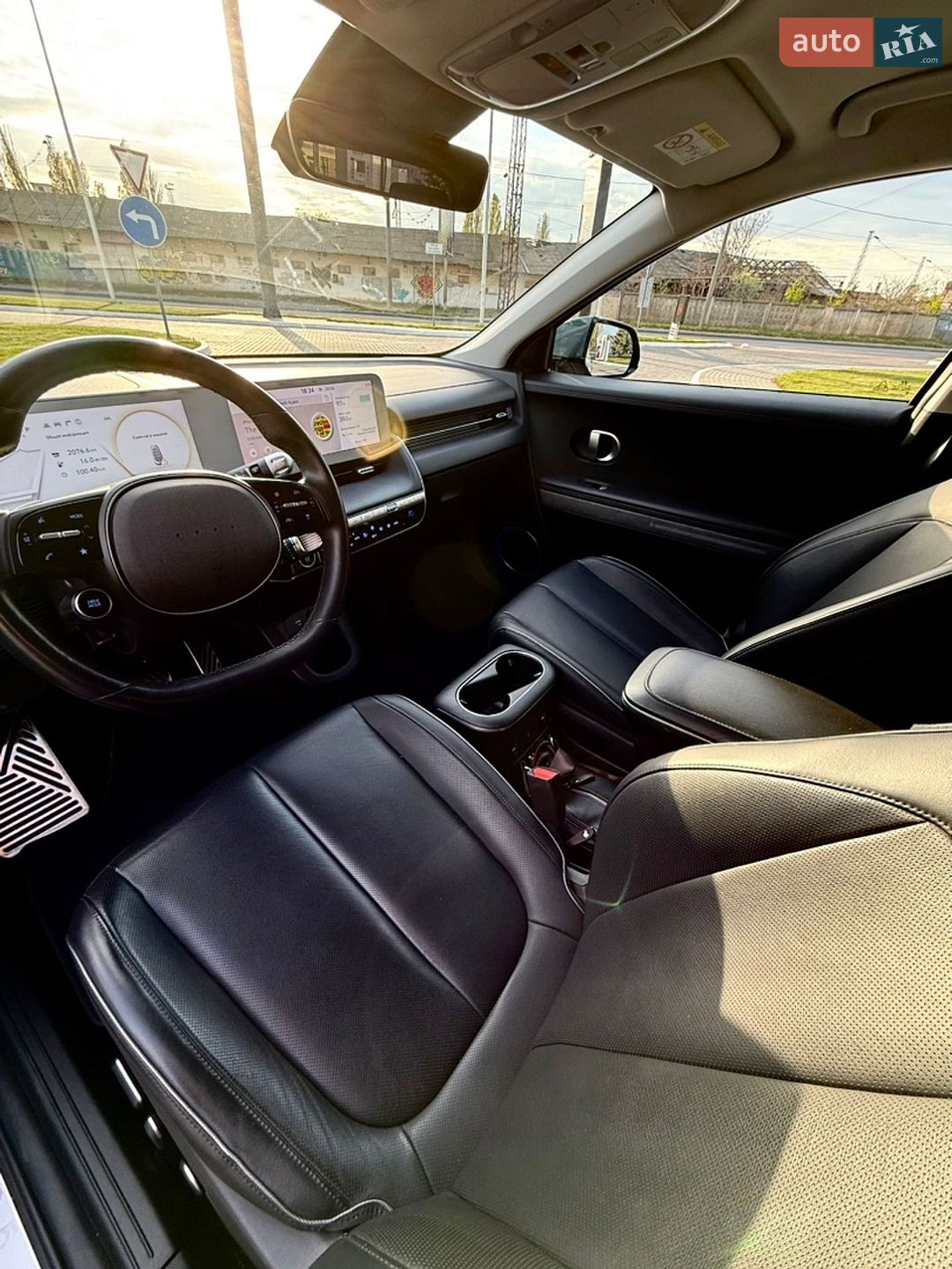 Hyundai Ioniq 5 2021 VIN KMHKR81BFNU030905 фото оголошення 18 з 25