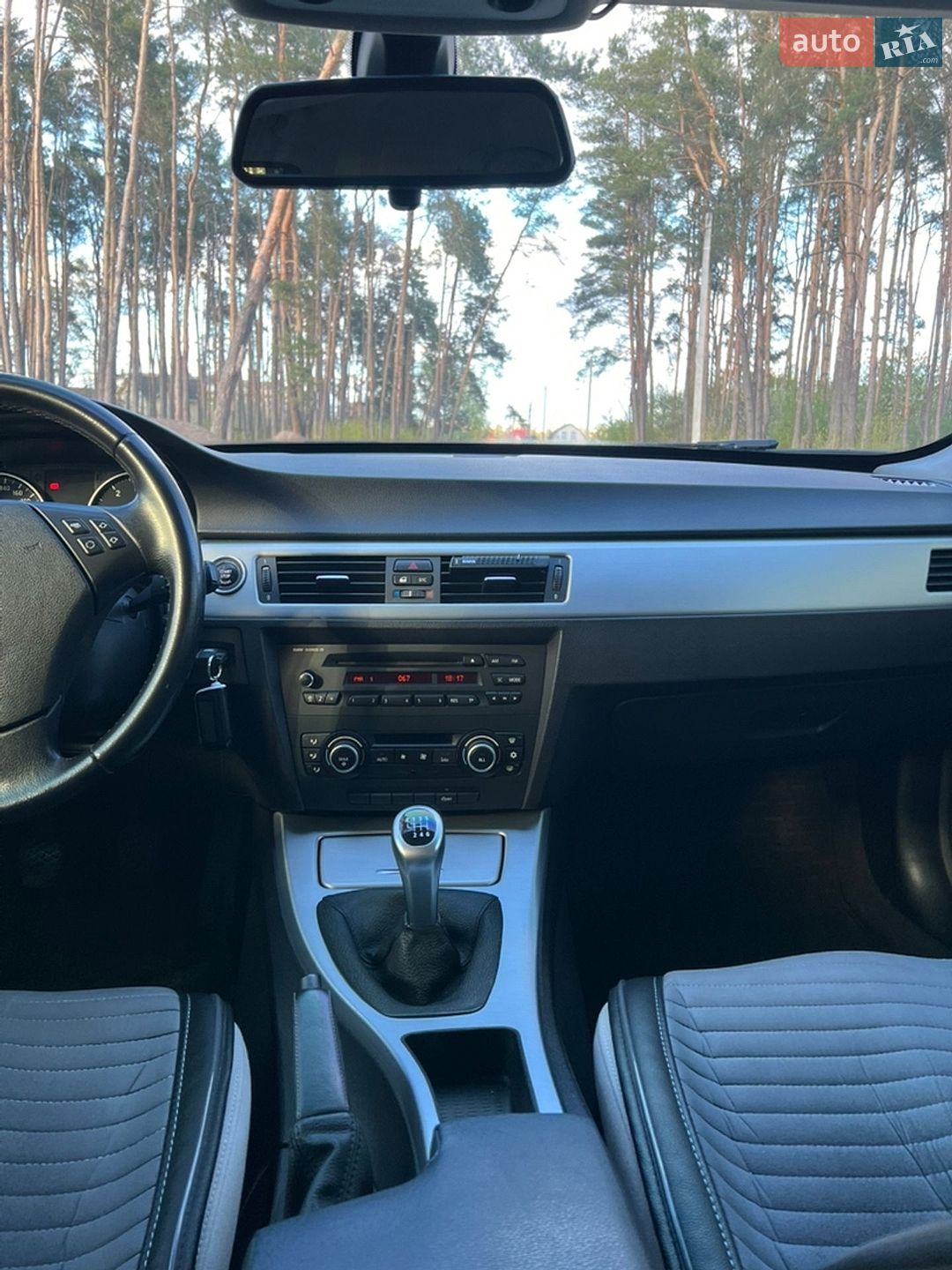 BMW 3 Series 2010 VIN WBAUY51000A886799 фото оголошення 10 з 64