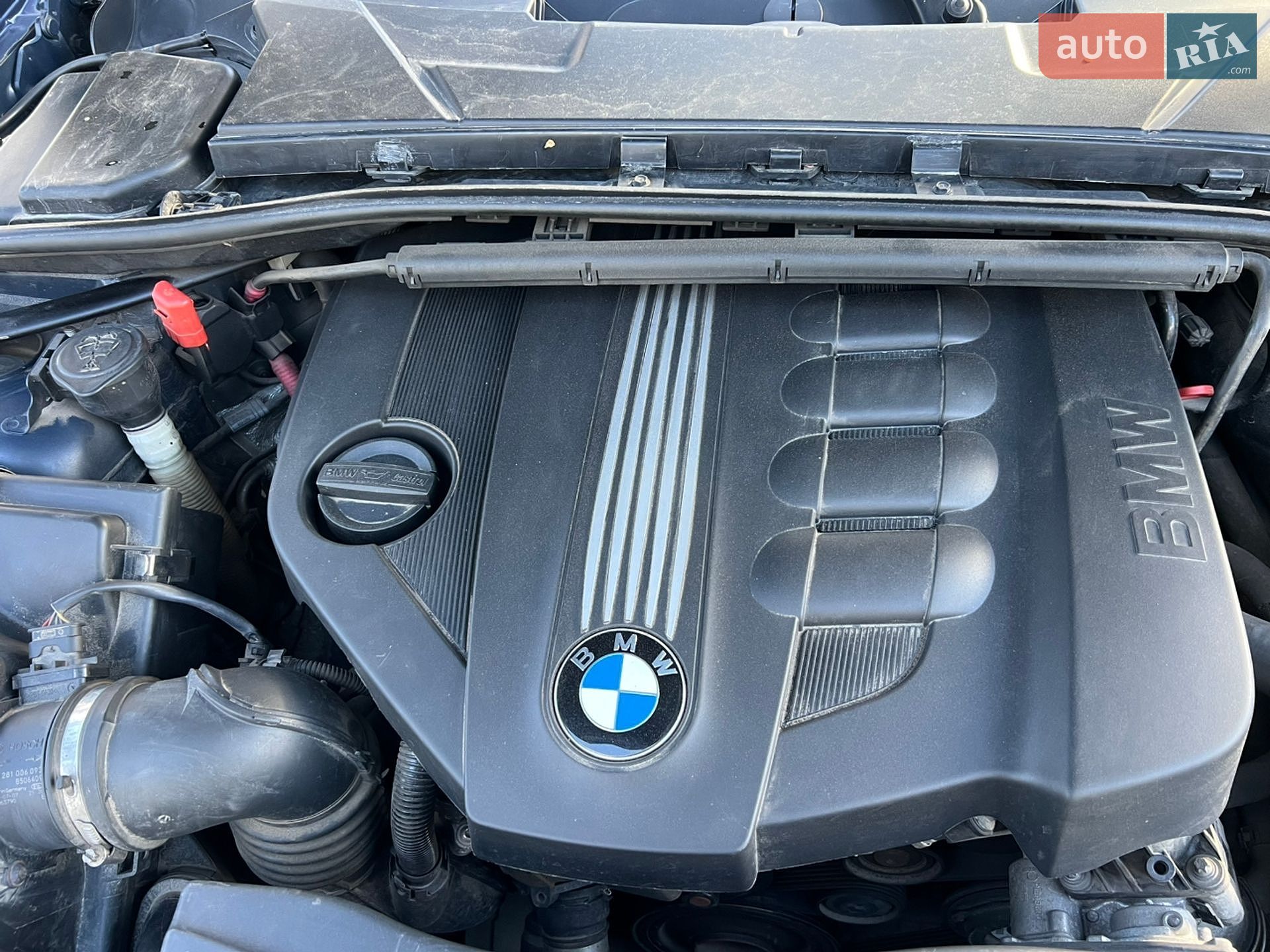 BMW 3 Series 2010 VIN WBAUY51000A886799 фото оголошення 9 з 64