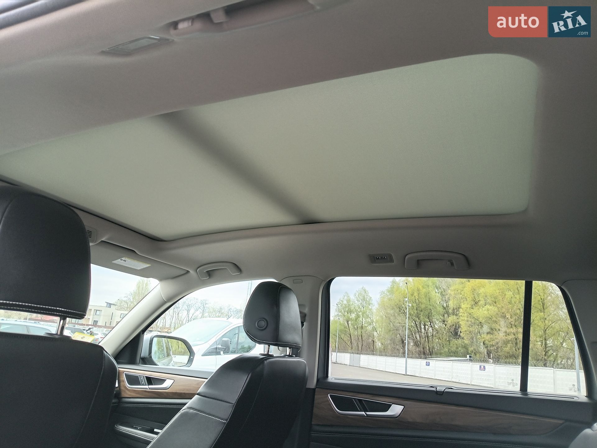 Volkswagen Atlas 2024 VIN 1V2KR2CA2RC563060 фото оголошення 14 з 32