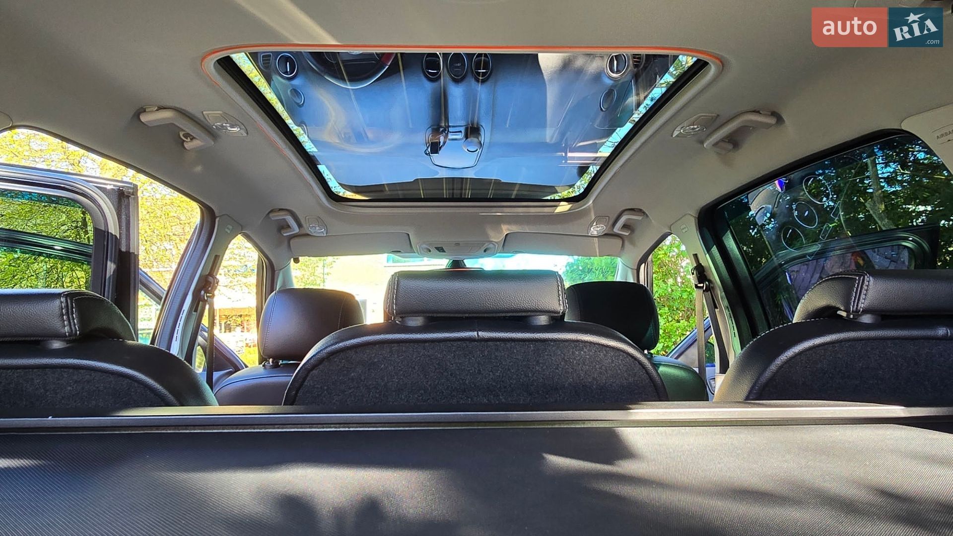 Ford S-Max 2011 VIN WF0SXXGBWSBL28153 фото оголошення 13 з 21