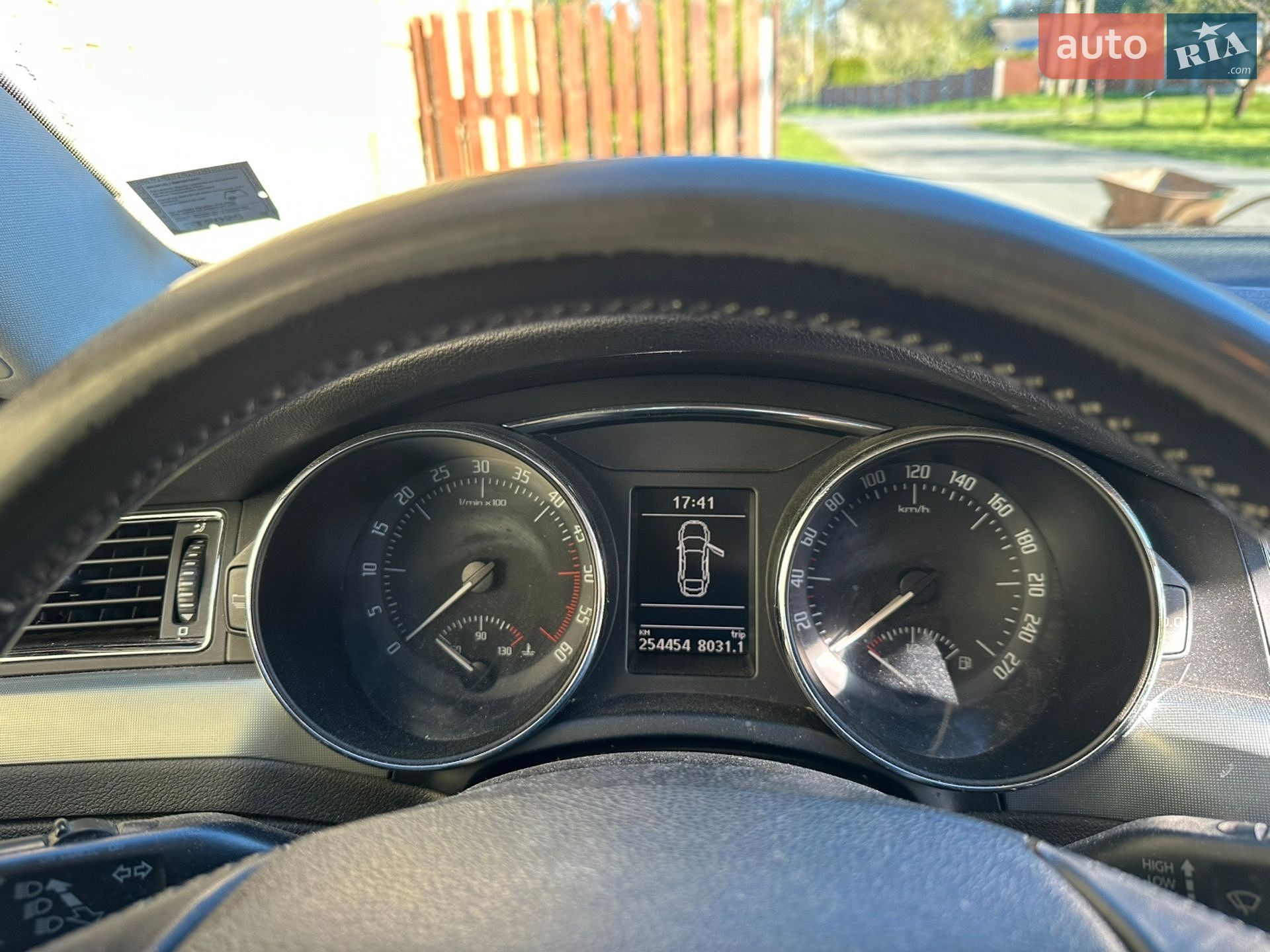 Skoda Superb 2009 VIN TMBAE73T499028204 фото оголошення 7 з 18