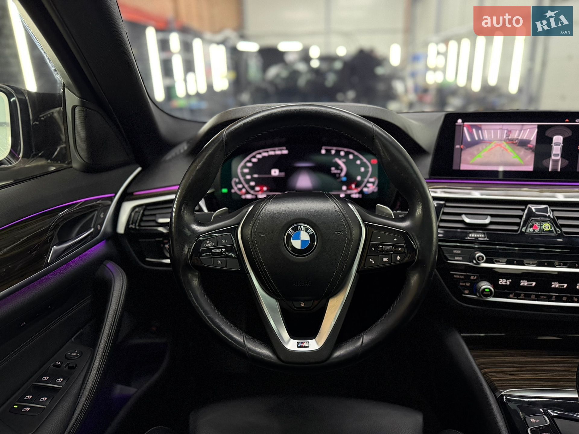 BMW 5 Series 2019 VIN WBAJR3C09LWW60804 фото оголошення 16 з 43