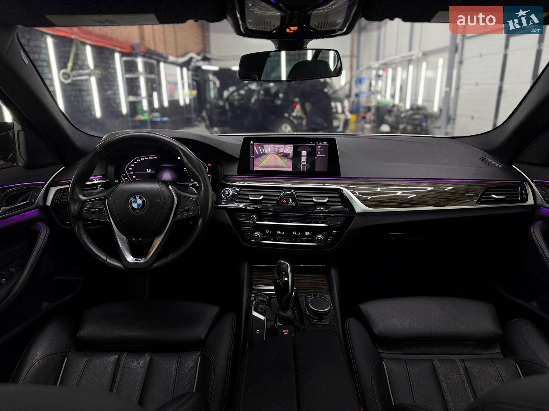 BMW 5 Series 2019 VIN WBAJR3C09LWW60804 фото оголошення 15 з 43