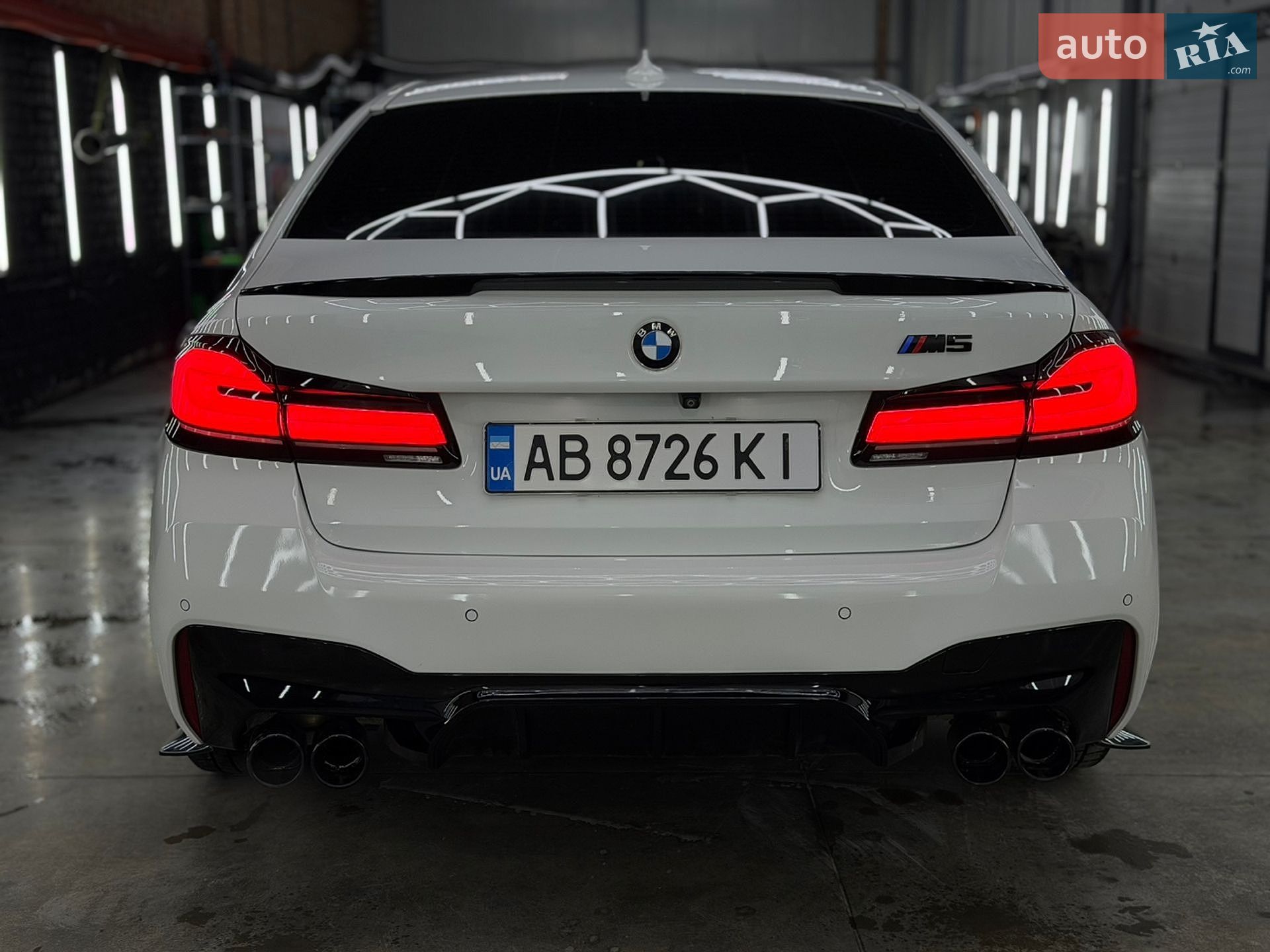 BMW 5 Series 2019 VIN WBAJR3C09LWW60804 фото оголошення 39 з 43