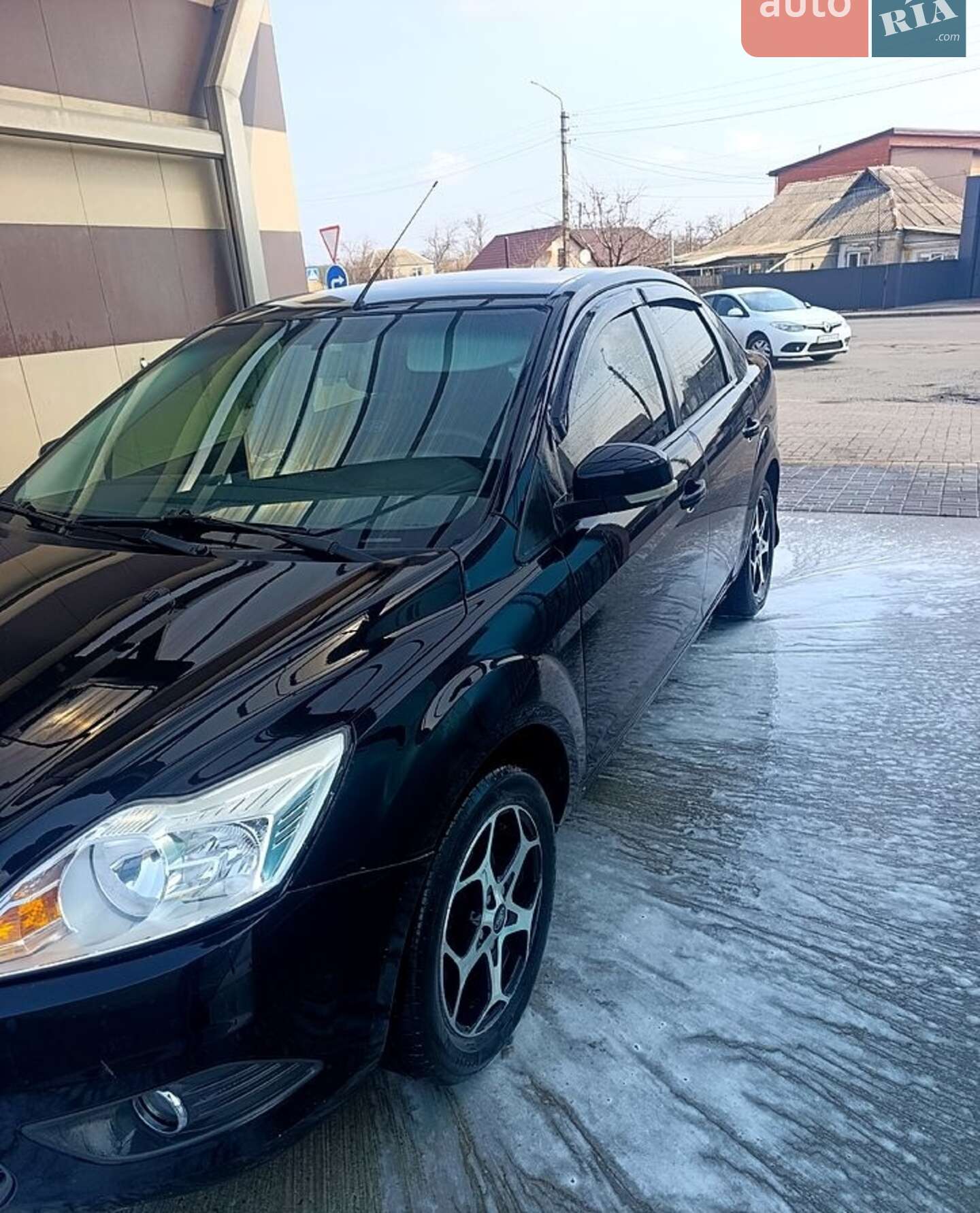 Ford Focus 2011 VIN WF0MXXGCBMBP32706 фото оголошення 29 з 32