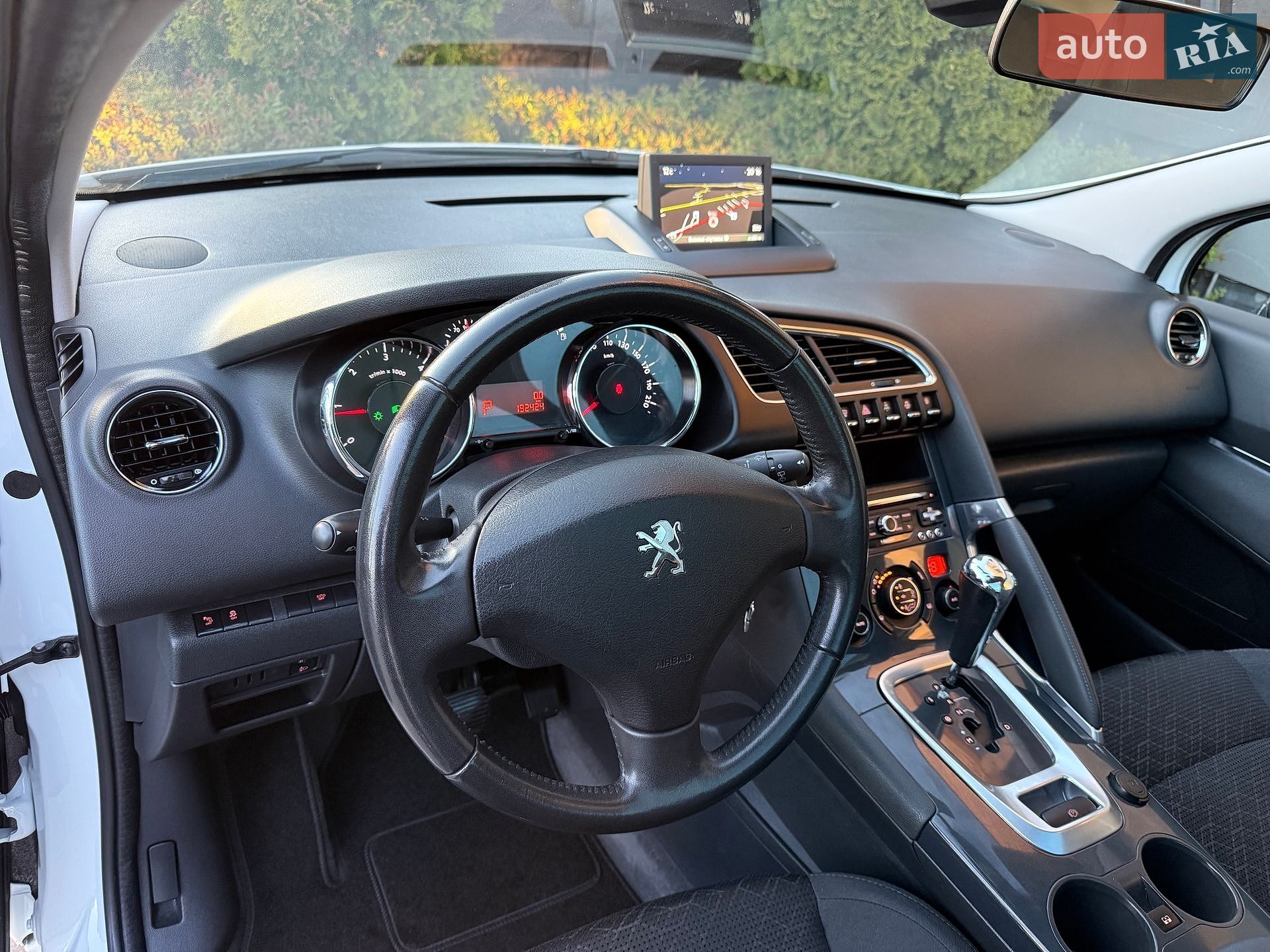 Peugeot 3008 2016 VIN VF30UBHZTFS187567 фото оголошення 36 з 83