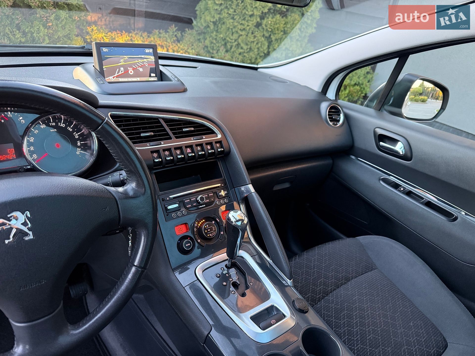 Peugeot 3008 2016 VIN VF30UBHZTFS187567 фото оголошення 48 з 83