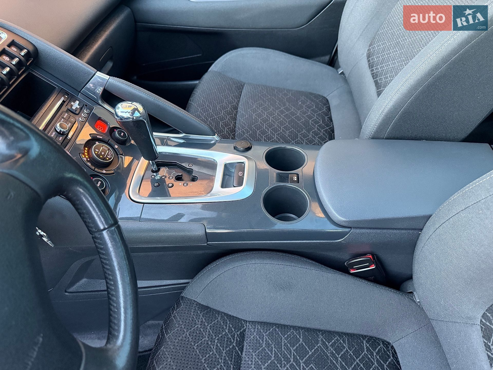 Peugeot 3008 2016 VIN VF30UBHZTFS187567 фото оголошення 52 з 83