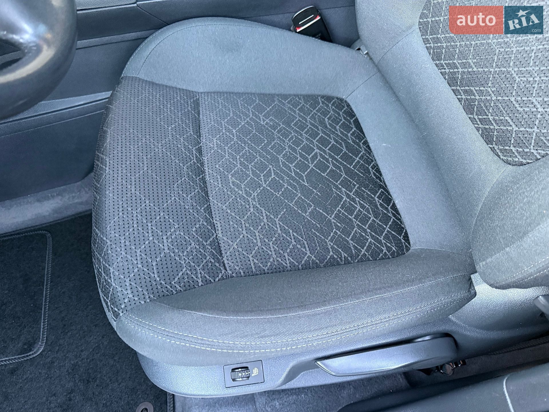 Peugeot 3008 2016 VIN VF30UBHZTFS187567 фото оголошення 57 з 83