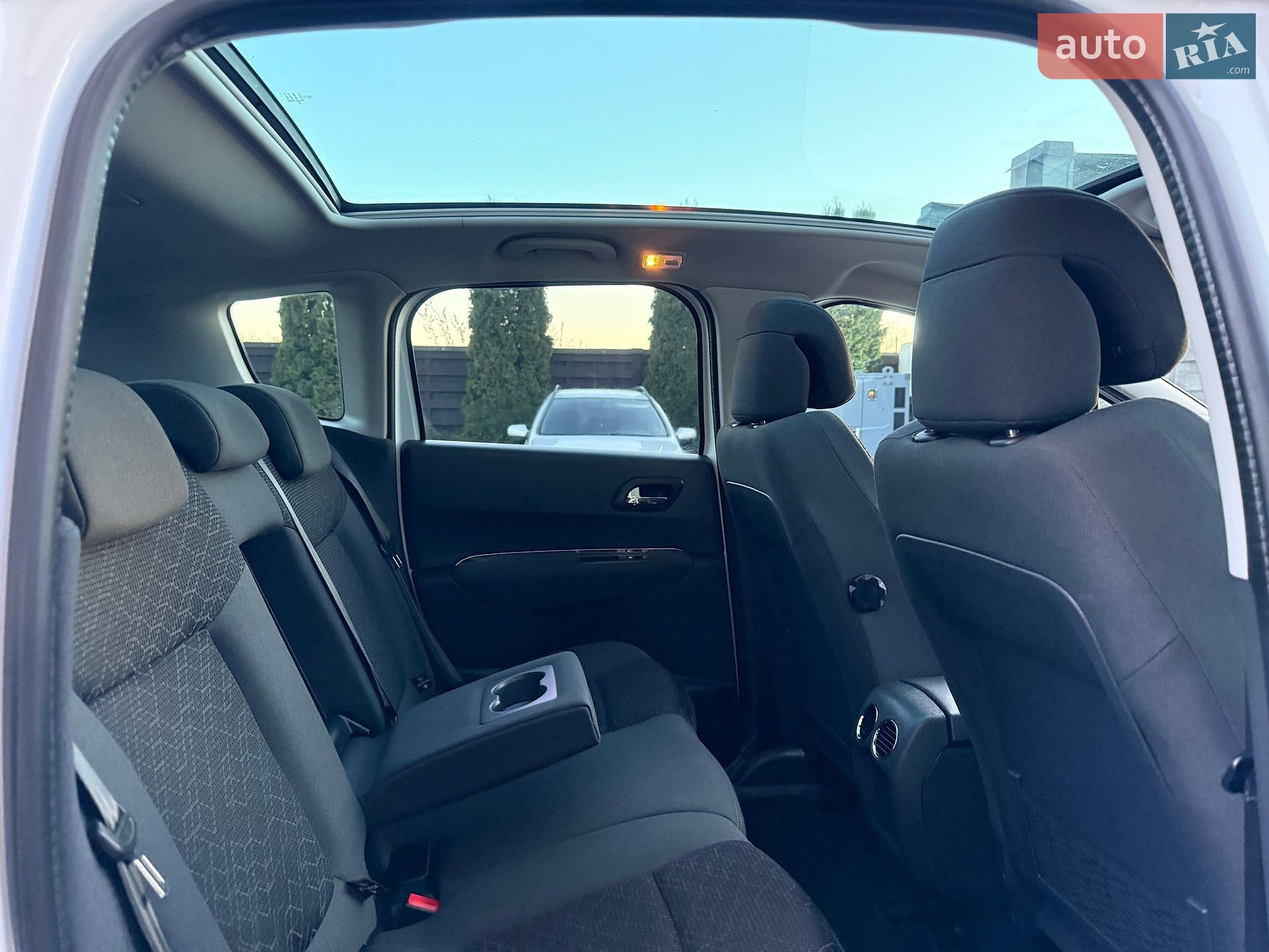 Peugeot 3008 2016 VIN VF30UBHZTFS187567 фото оголошення 72 з 83