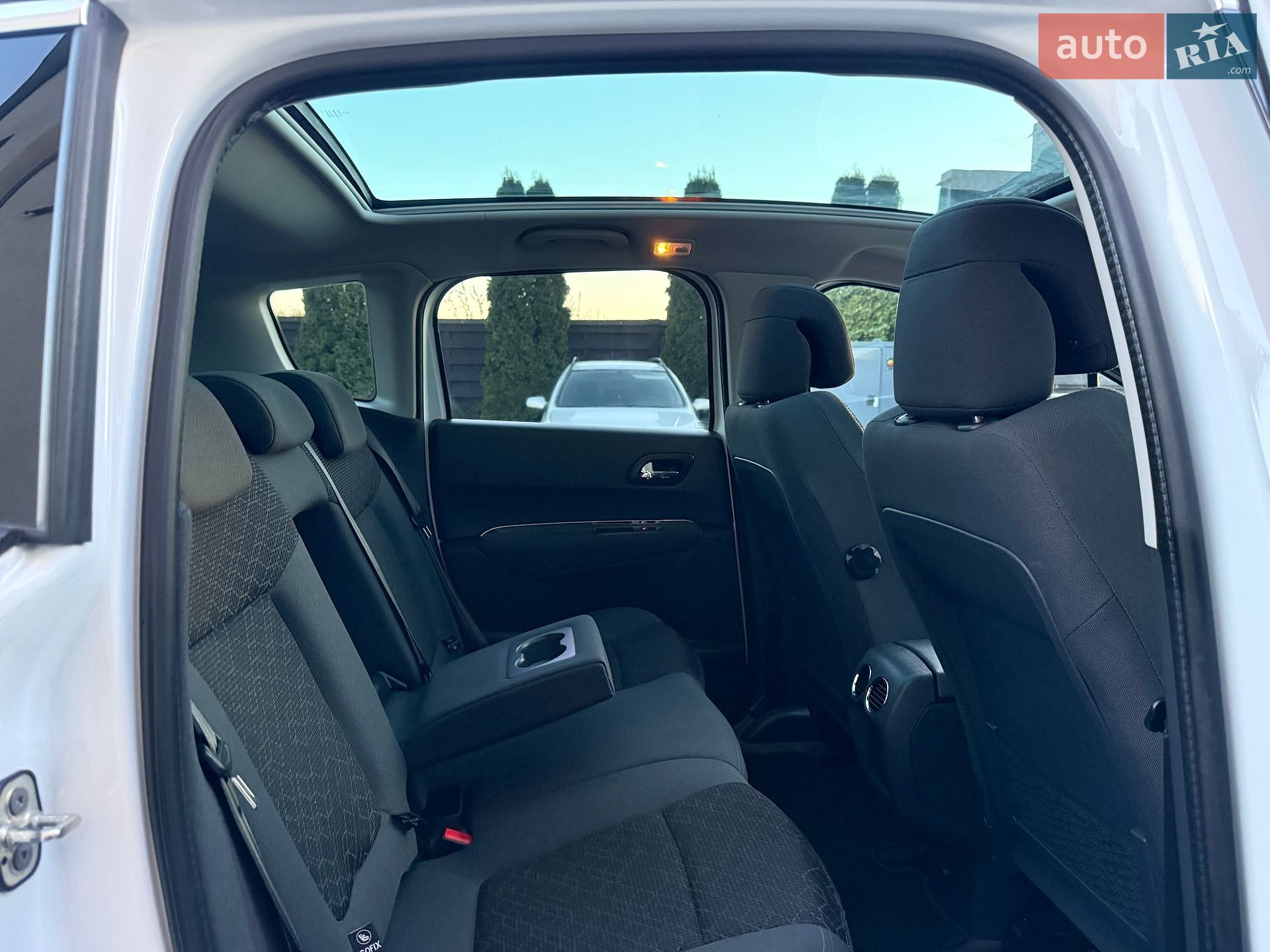 Peugeot 3008 2016 VIN VF30UBHZTFS187567 фото оголошення 76 з 83