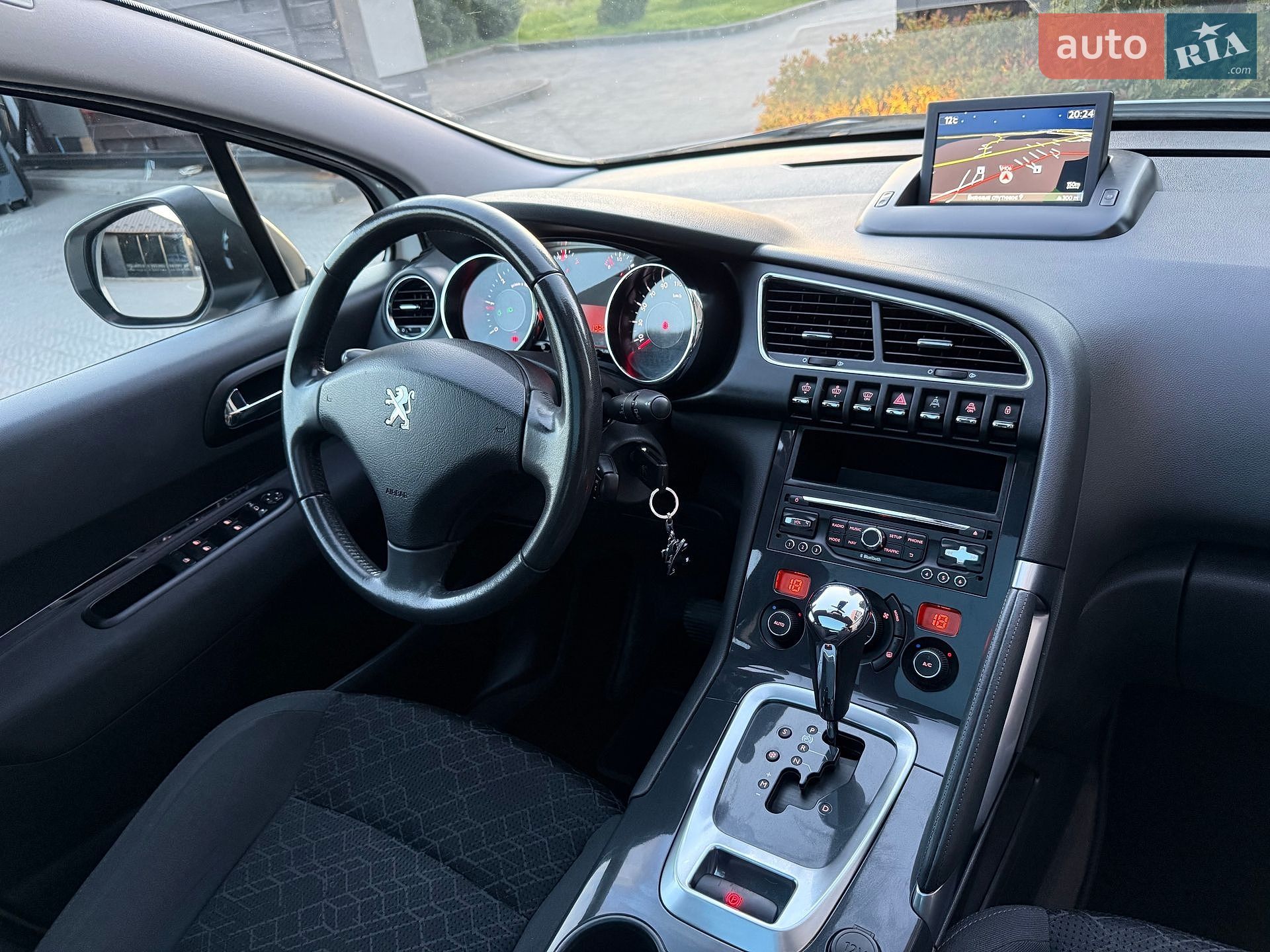 Peugeot 3008 2016 VIN VF30UBHZTFS187567 фото оголошення 82 з 83