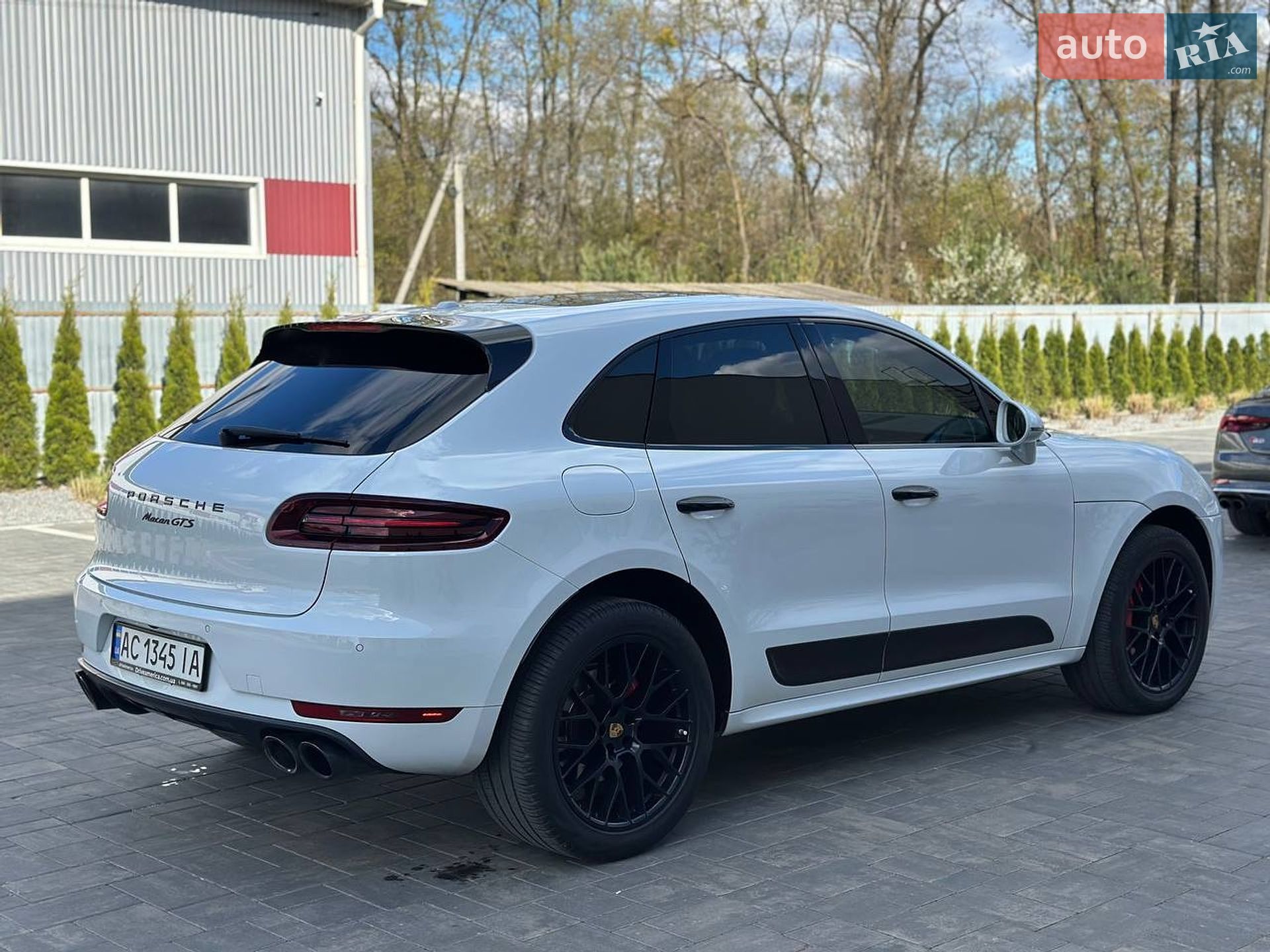 Porsche Macan 2016 VIN WP1AG2A51HLB50231 фото оголошення 4 з 30
