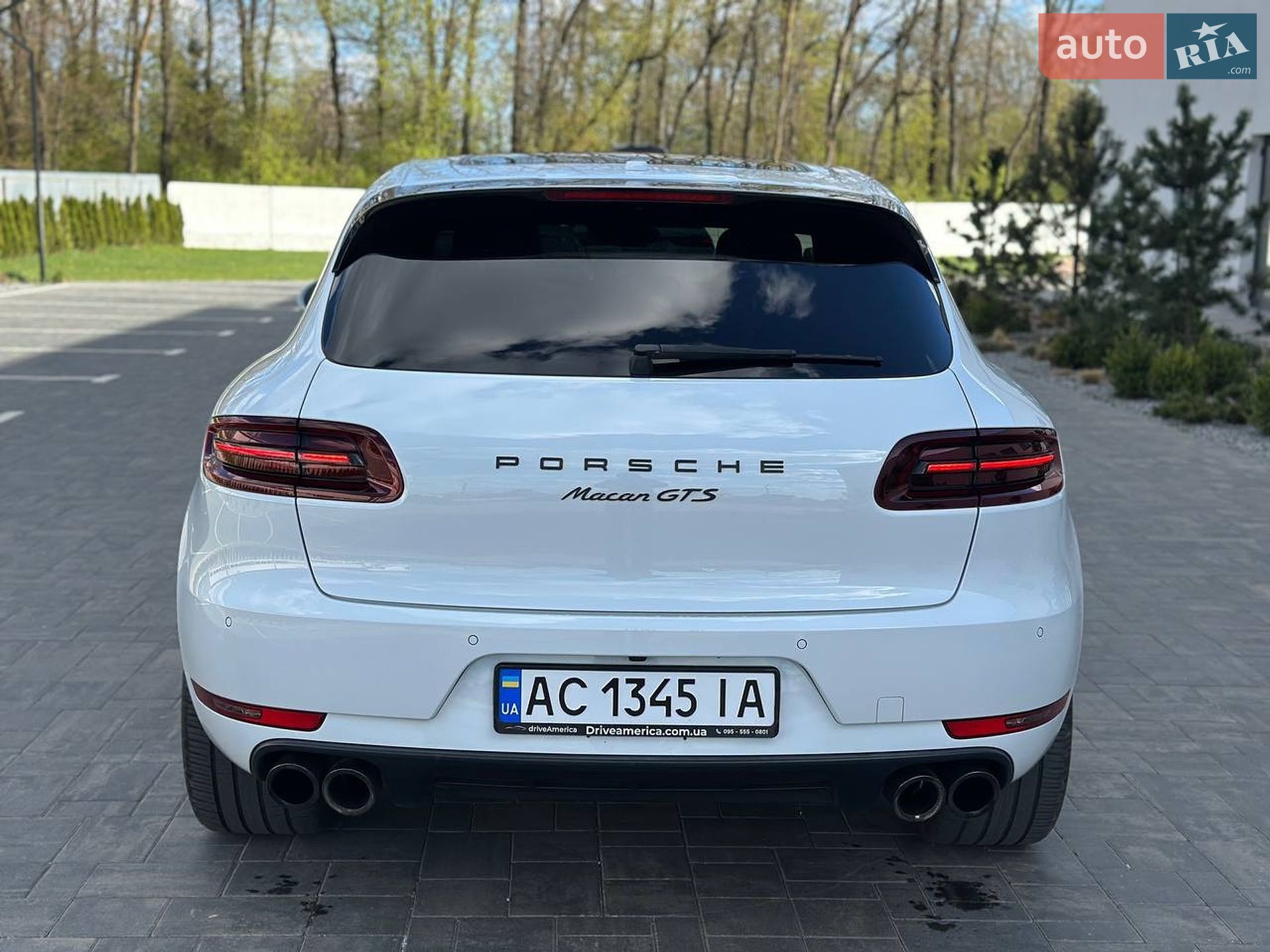 Porsche Macan 2016 VIN WP1AG2A51HLB50231 фото оголошення 5 з 30