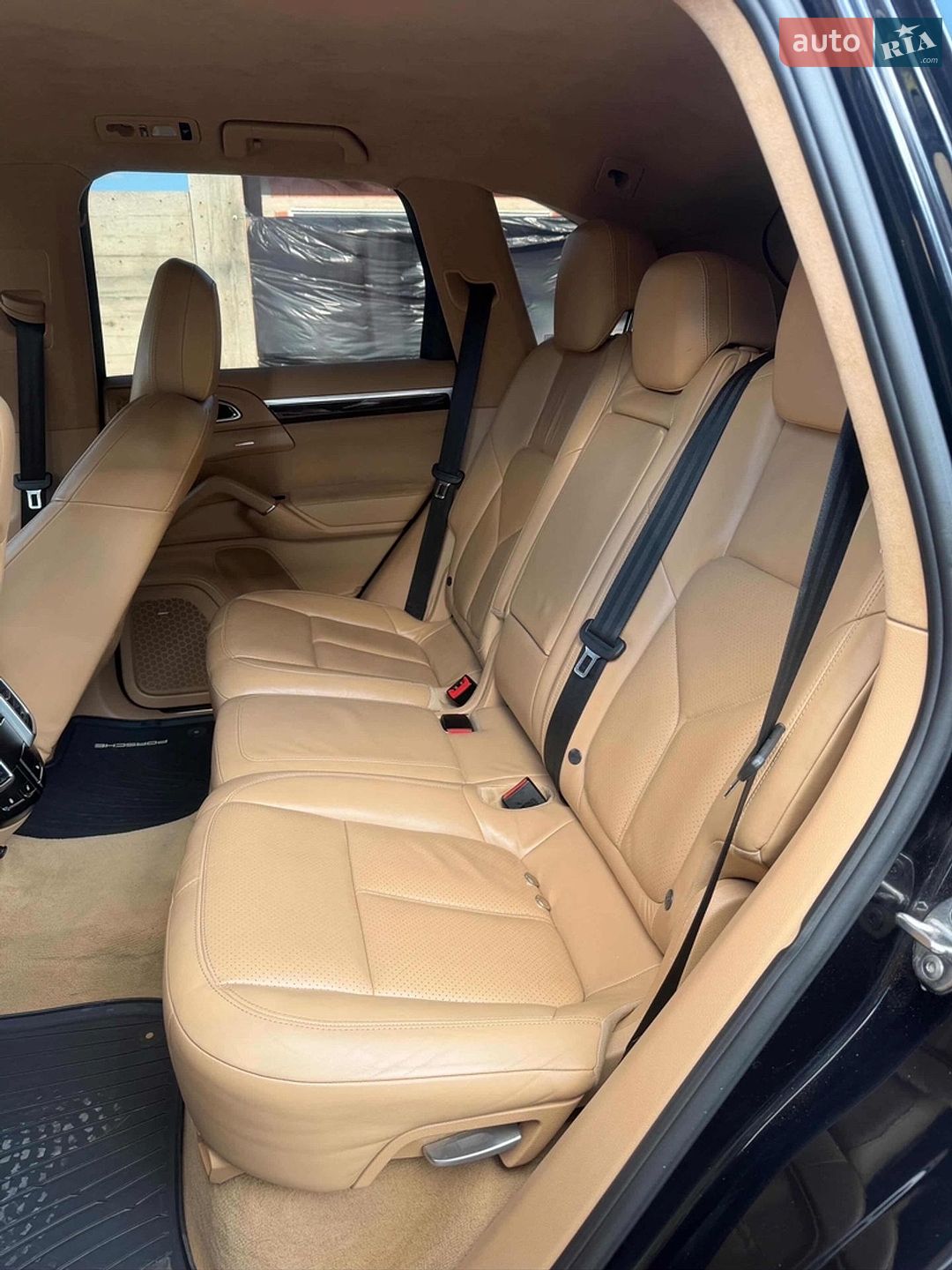 Porsche Cayenne 2012 VIN WP1ZZZ92ZDLA71356 фото оголошення 7 з 9