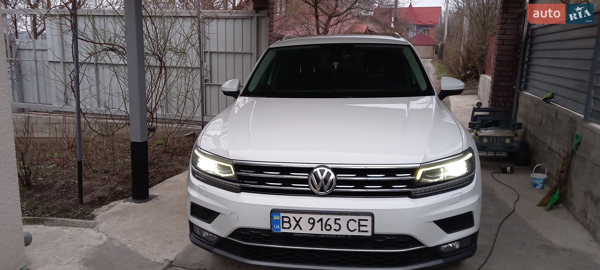 Volkswagen Tiguan 2017 VIN WVGZZZ5NZJW862186 фото оголошення 3 з 12