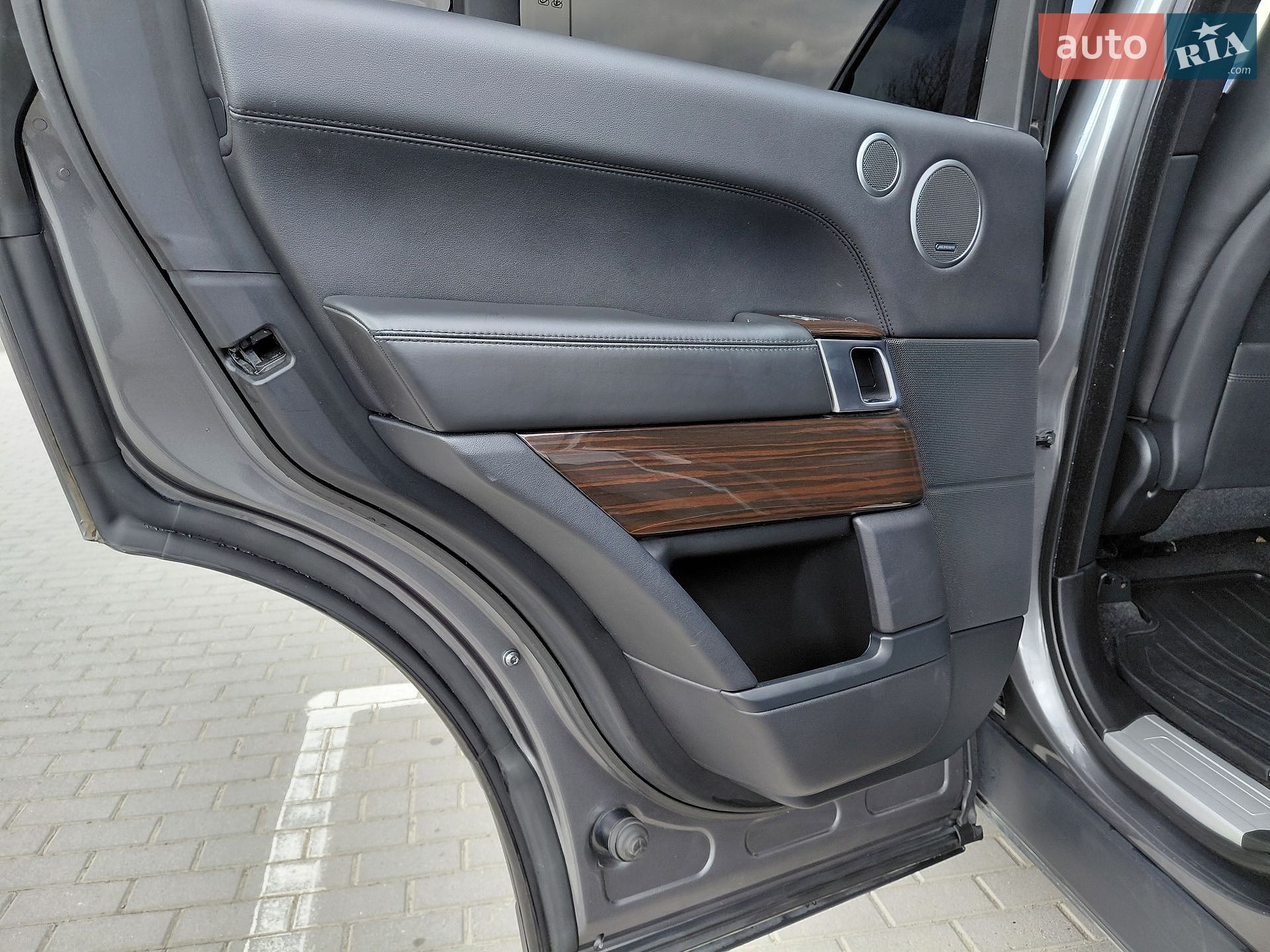 Land Rover Range Rover 2016 VIN SALGS2KF4GA313720 фото оголошення 33 з 96