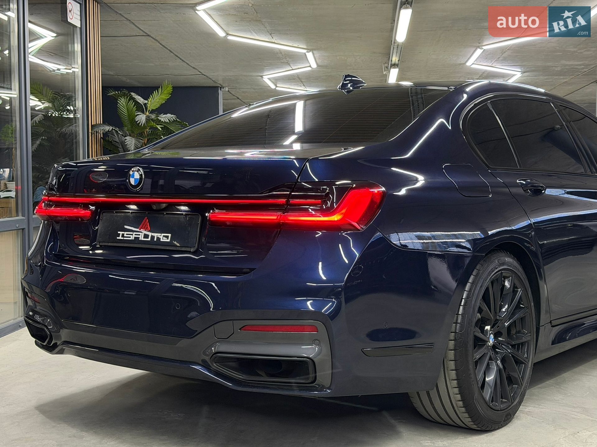 BMW 7 Series 2019 VIN WBA7T4C07LCD44727 фото оголошення 18 з 30