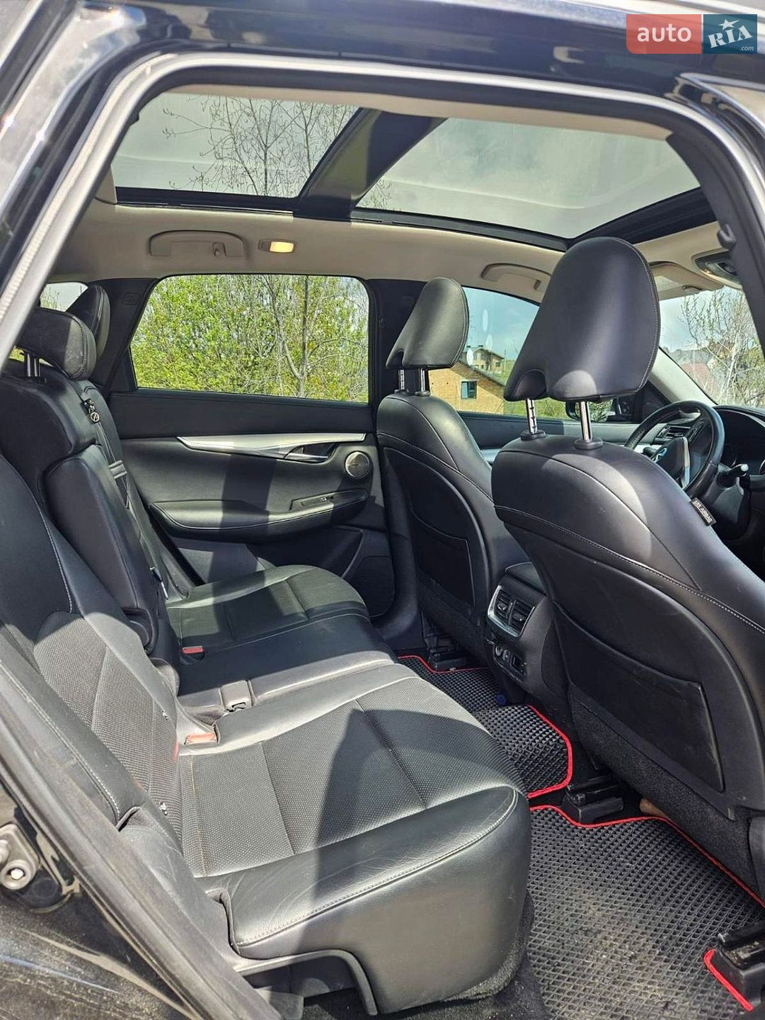 Infiniti QX50 2018 VIN 3PCAJ5M18KF122336 фото оголошення 10 з 13
