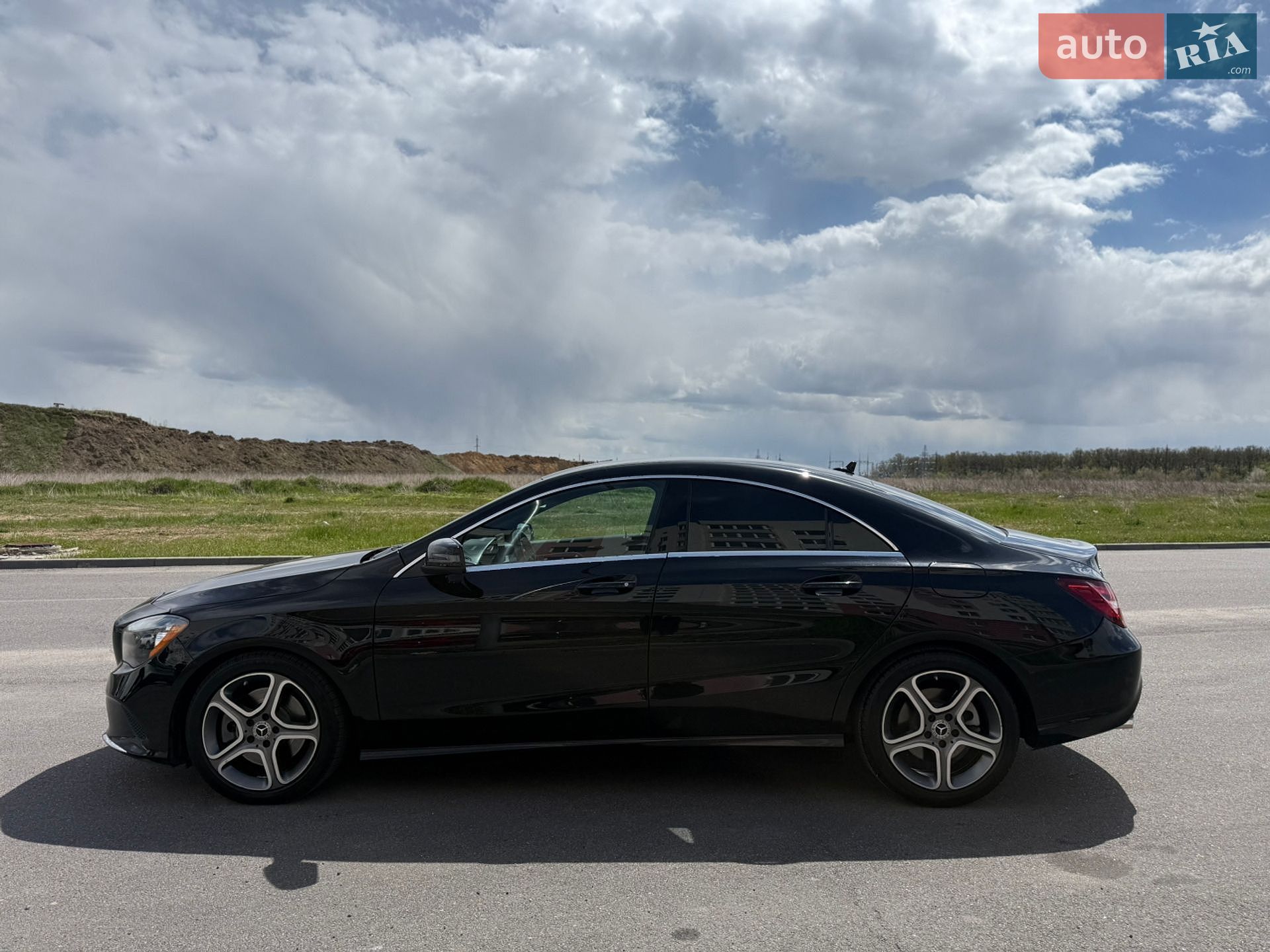 Mercedes-Benz CLA-Class 2018 VIN WDDSJ4EB8JN685558 фото оголошення 7 з 22
