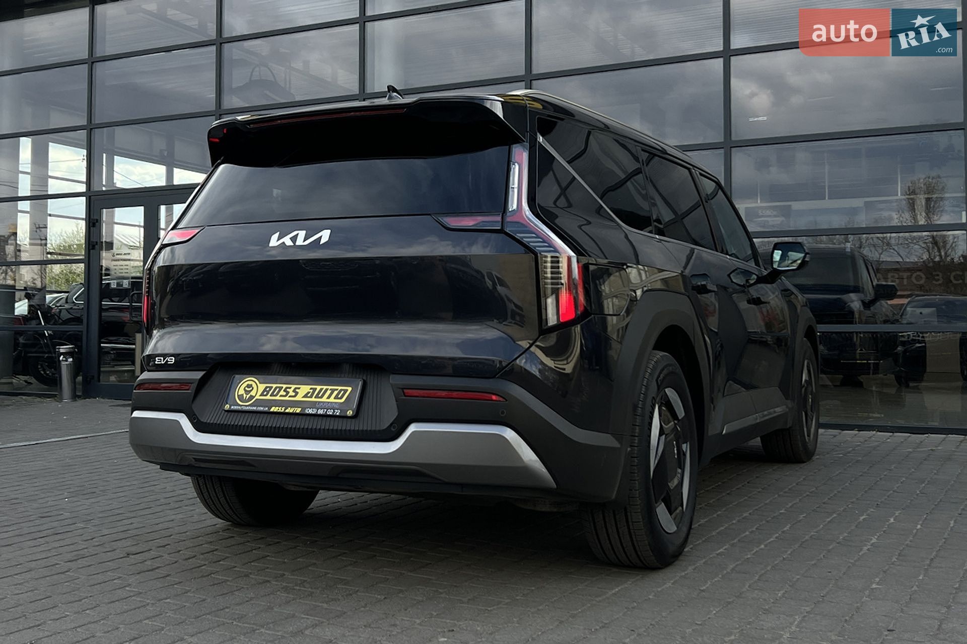Kia EV9 2024 VIN 5XYAFFS56SG003786 фото оголошення 7 з 30