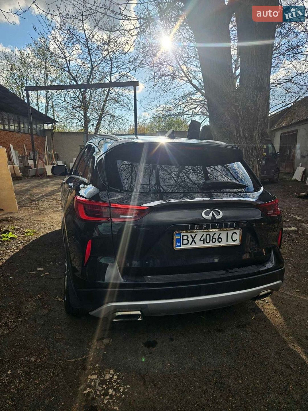 Infiniti QX50 2018 VIN 3PCAJ5M18KF122336 фото оголошення 7 з 13
