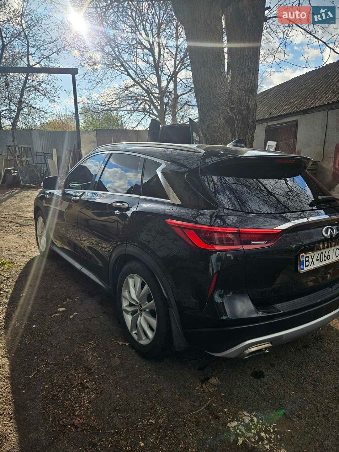 Infiniti QX50 2018 VIN 3PCAJ5M18KF122336 фото оголошення 8 з 13