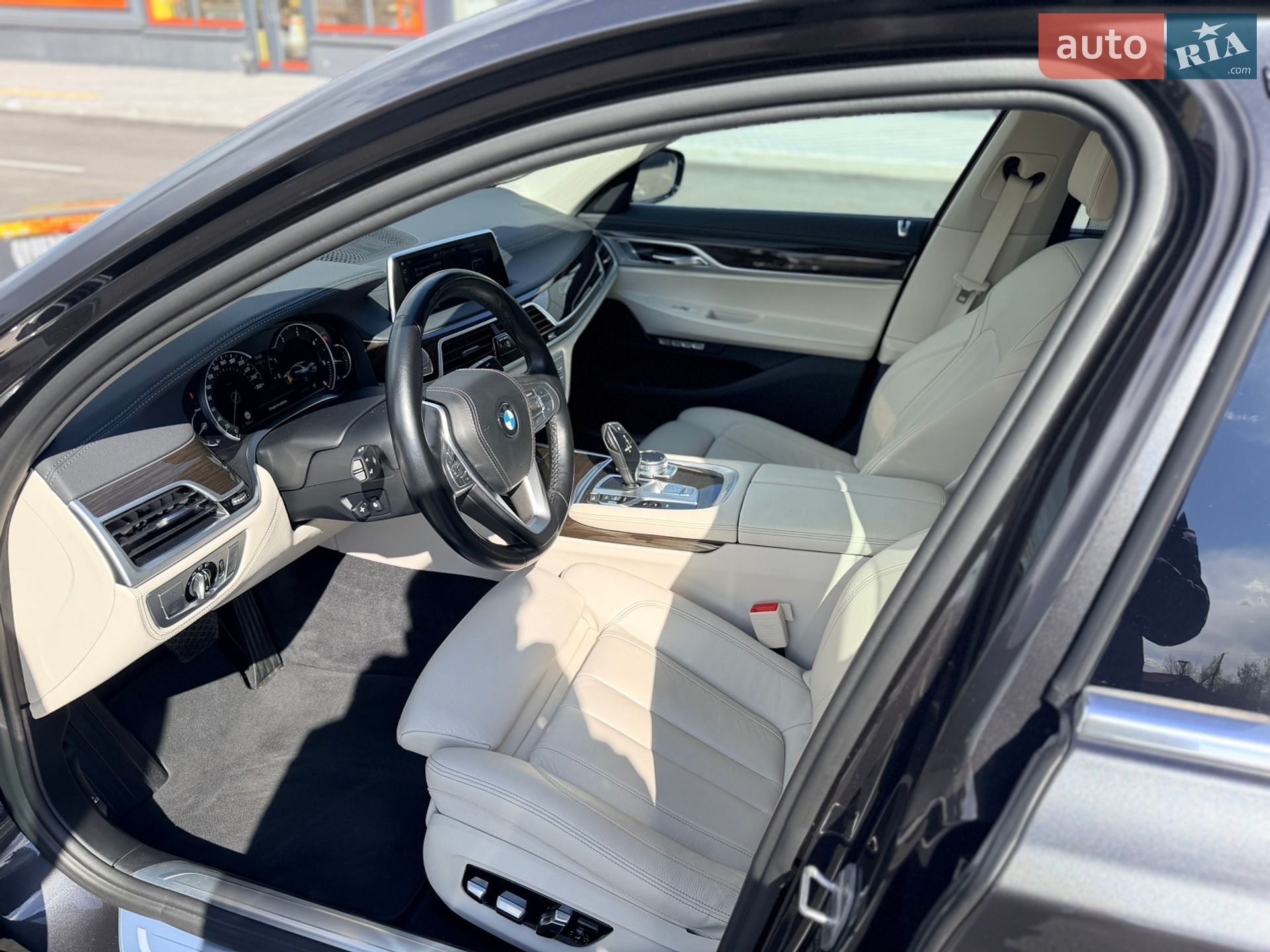 BMW 7 Series 2017 VIN WBA7C21080G809086 фото оголошення 14 з 20