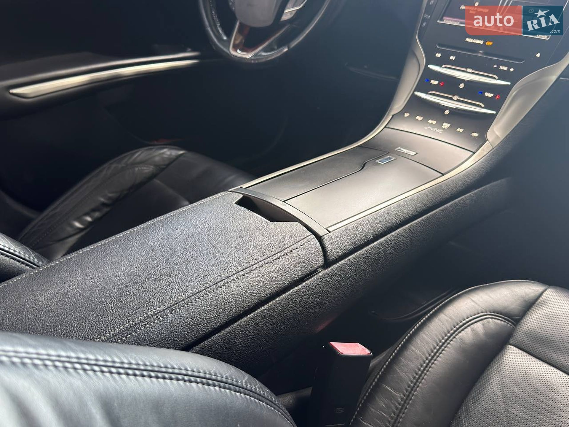 Lincoln MKZ 2015 VIN 3LN6L2G98GR606945 фото оголошення 26 з 28