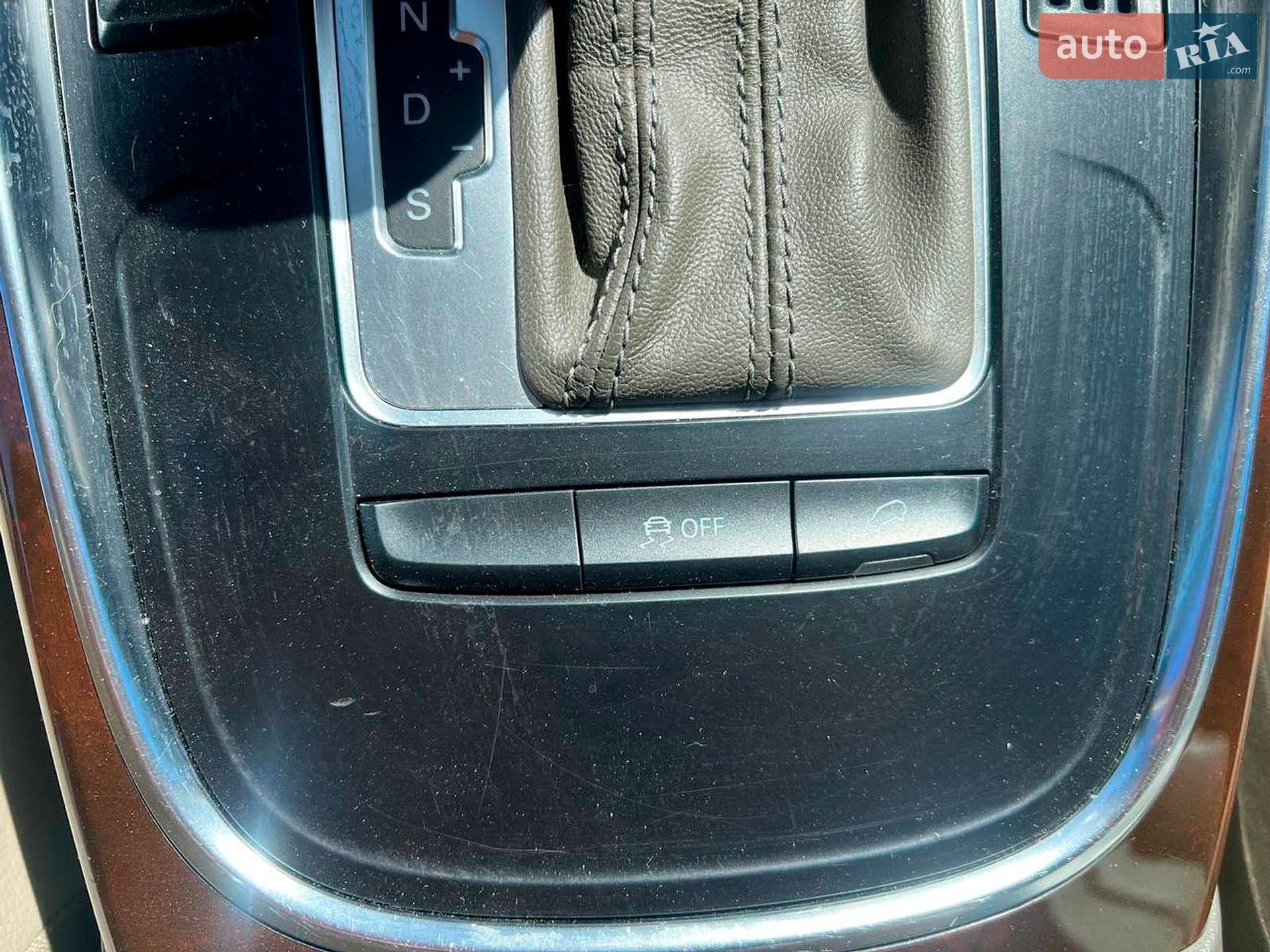 Audi Q5 2011 VIN WA1LFAFP3BA103619 фото оголошення 31 з 44