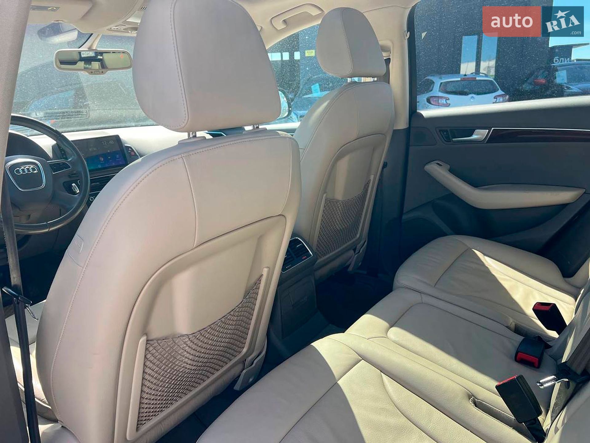 Audi Q5 2011 VIN WA1LFAFP3BA103619 фото оголошення 36 з 44