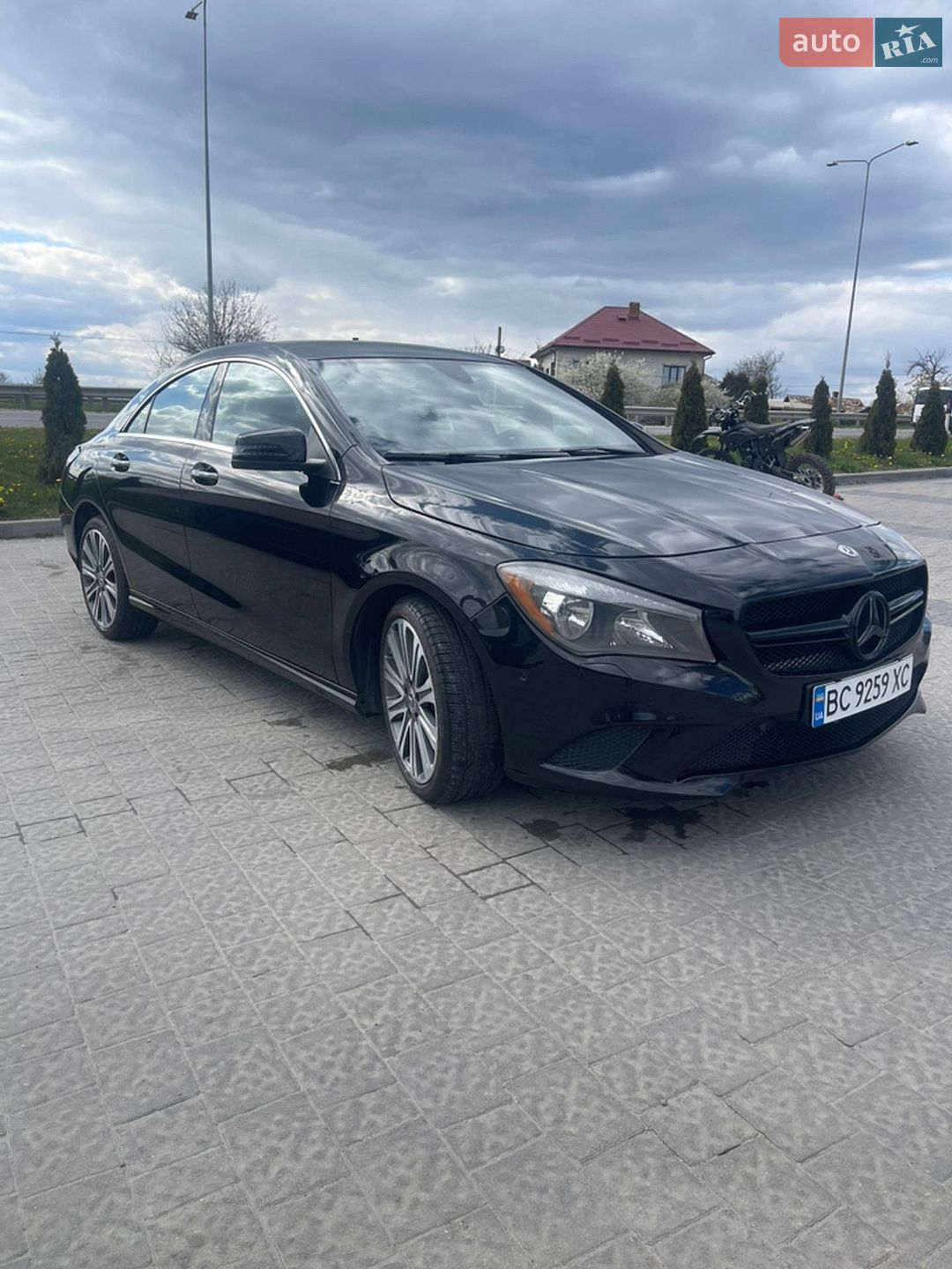 Mercedes-Benz CLA-Class 2018 VIN WDDSJ4GB1JN638885 фото оголошення 2 з 31