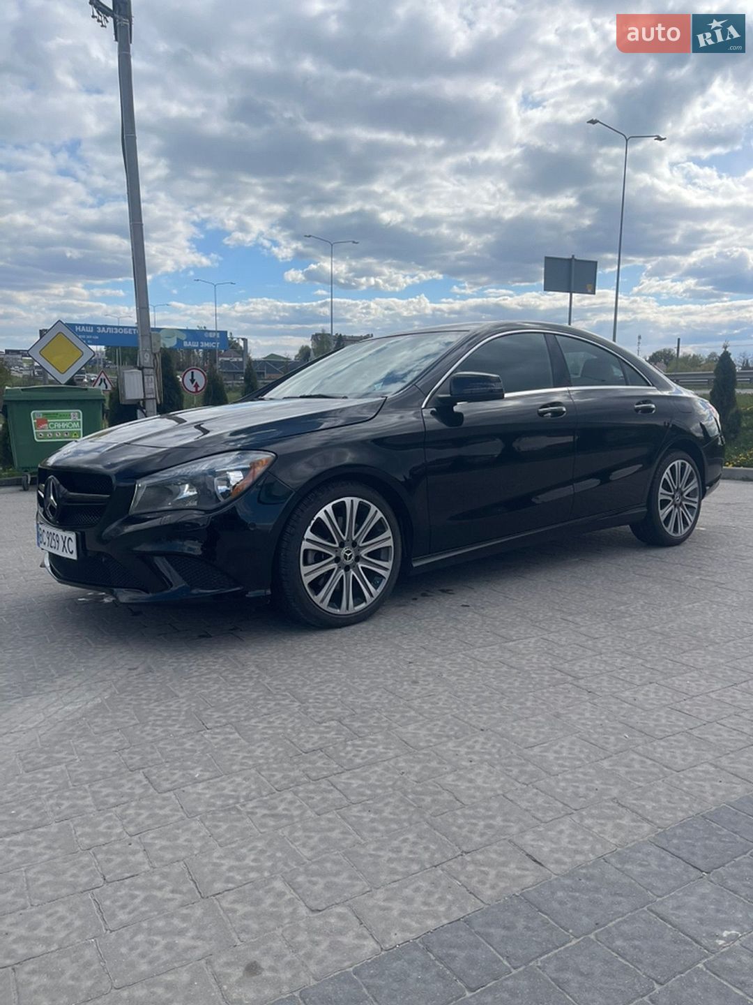 Mercedes-Benz CLA-Class 2018 VIN WDDSJ4GB1JN638885 фото оголошення 6 з 31