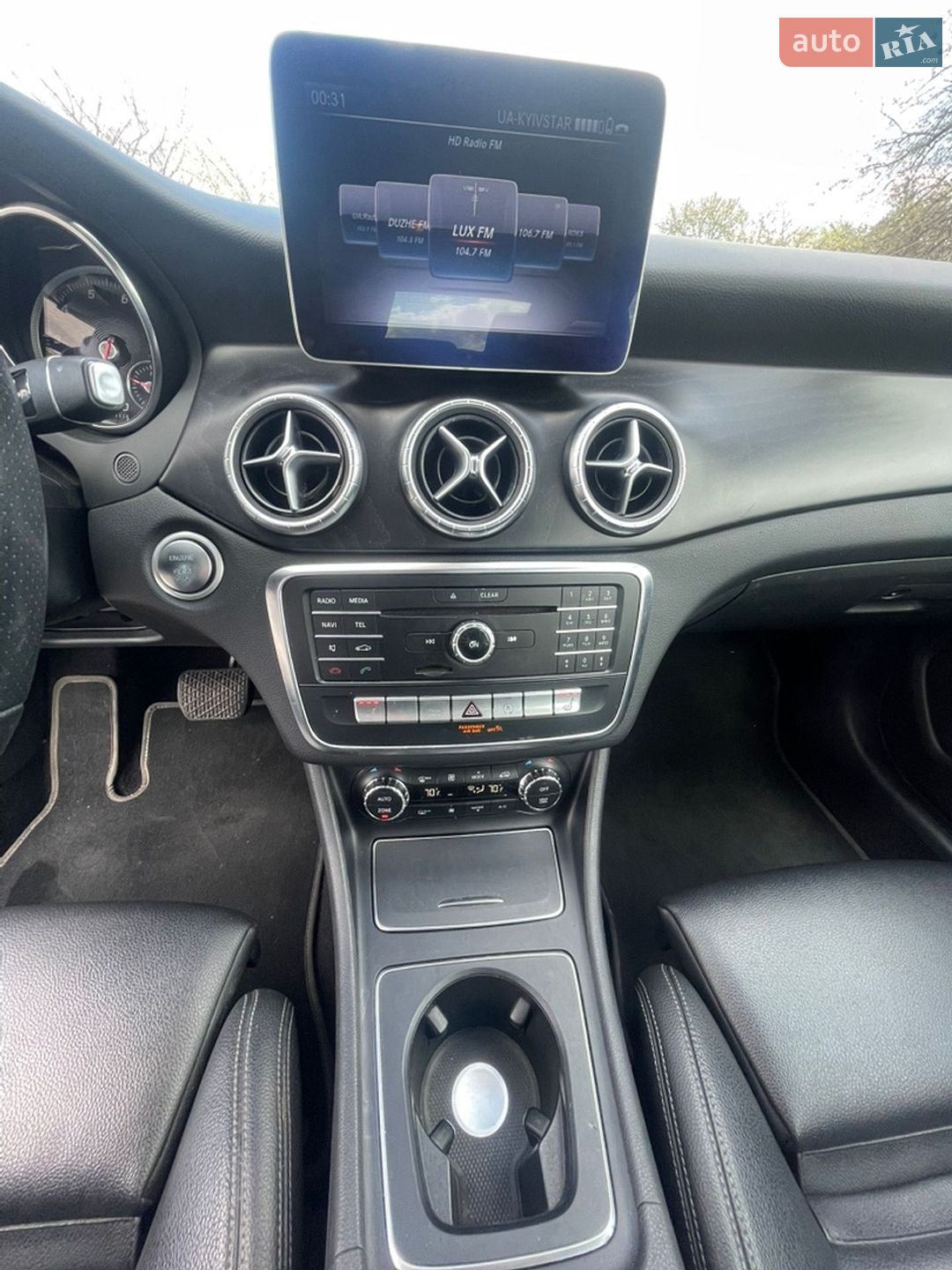 Mercedes-Benz CLA-Class 2018 VIN WDDSJ4GB1JN638885 фото оголошення 16 з 31