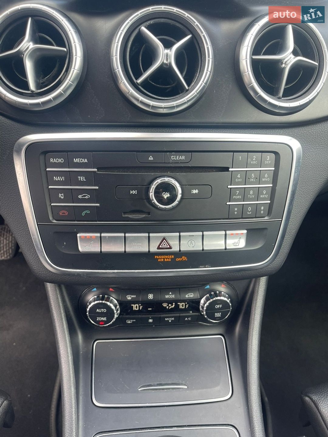 Mercedes-Benz CLA-Class 2018 VIN WDDSJ4GB1JN638885 фото оголошення 17 з 31