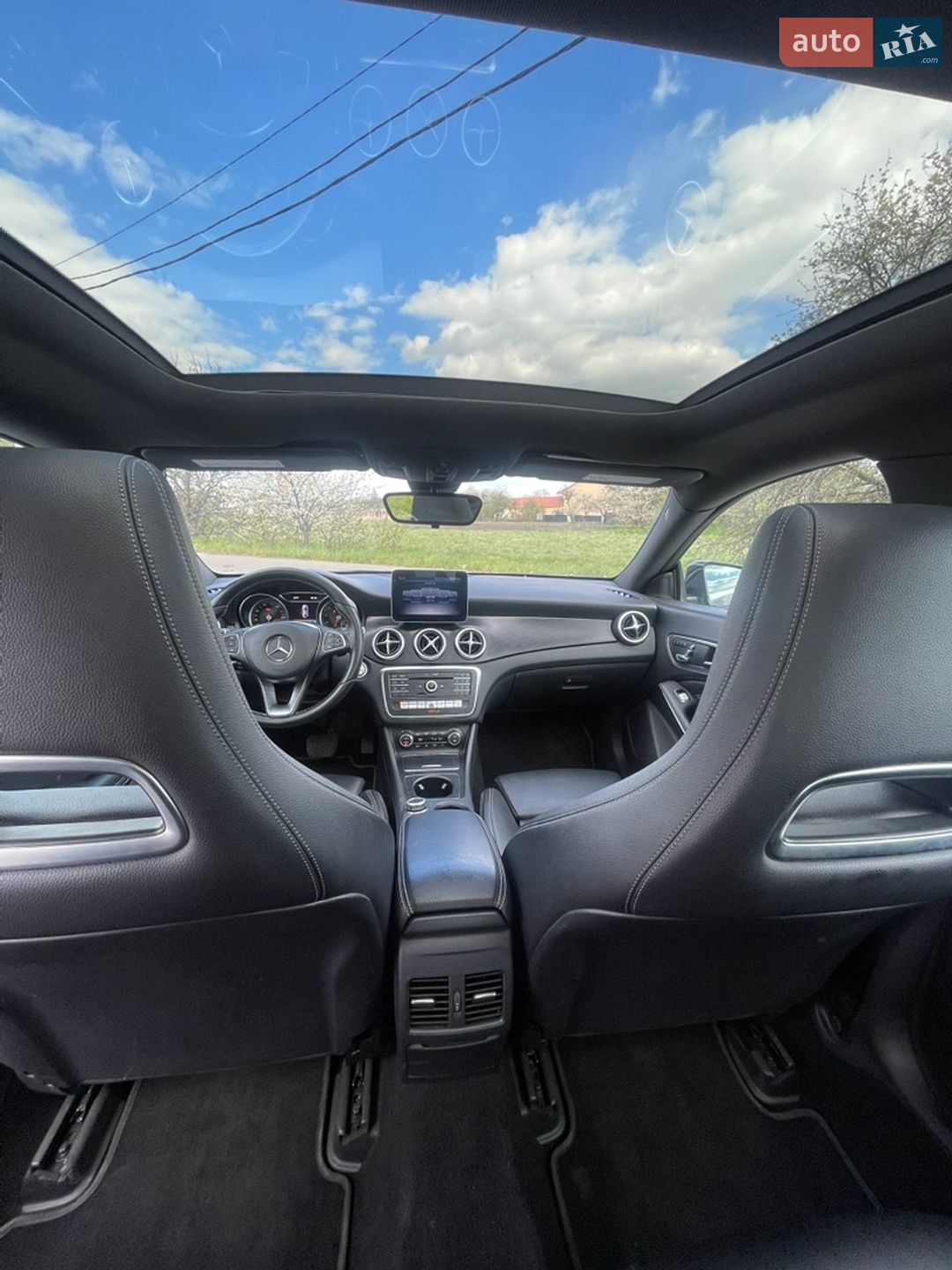 Mercedes-Benz CLA-Class 2018 VIN WDDSJ4GB1JN638885 фото оголошення 24 з 31