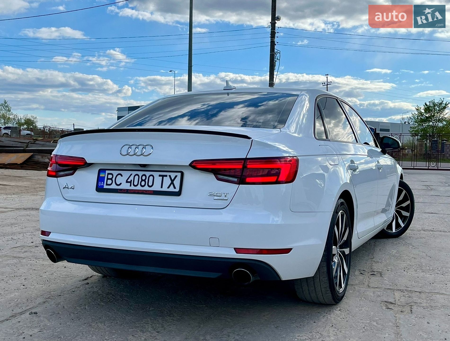 Audi A4 2017 VIN WAUGMAF43HA178524 фото оголошення 20 з 38