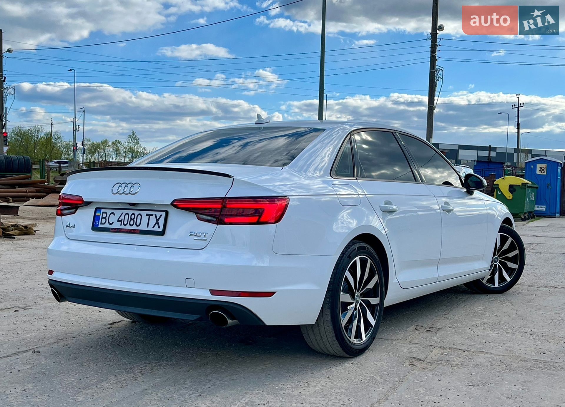 Audi A4 2017 VIN WAUGMAF43HA178524 фото оголошення 18 з 38