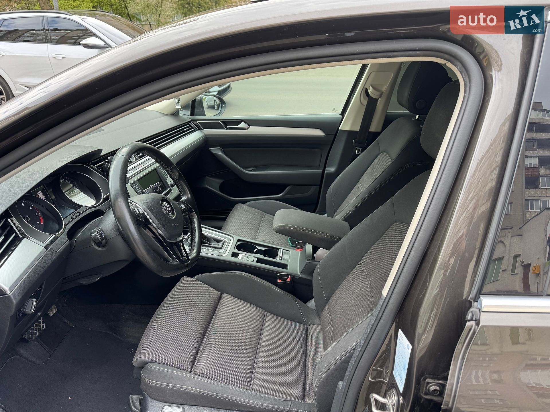 Volkswagen Passat 2016 VIN WVWZZZ3CZHE044010 фото оголошення 40 з 72