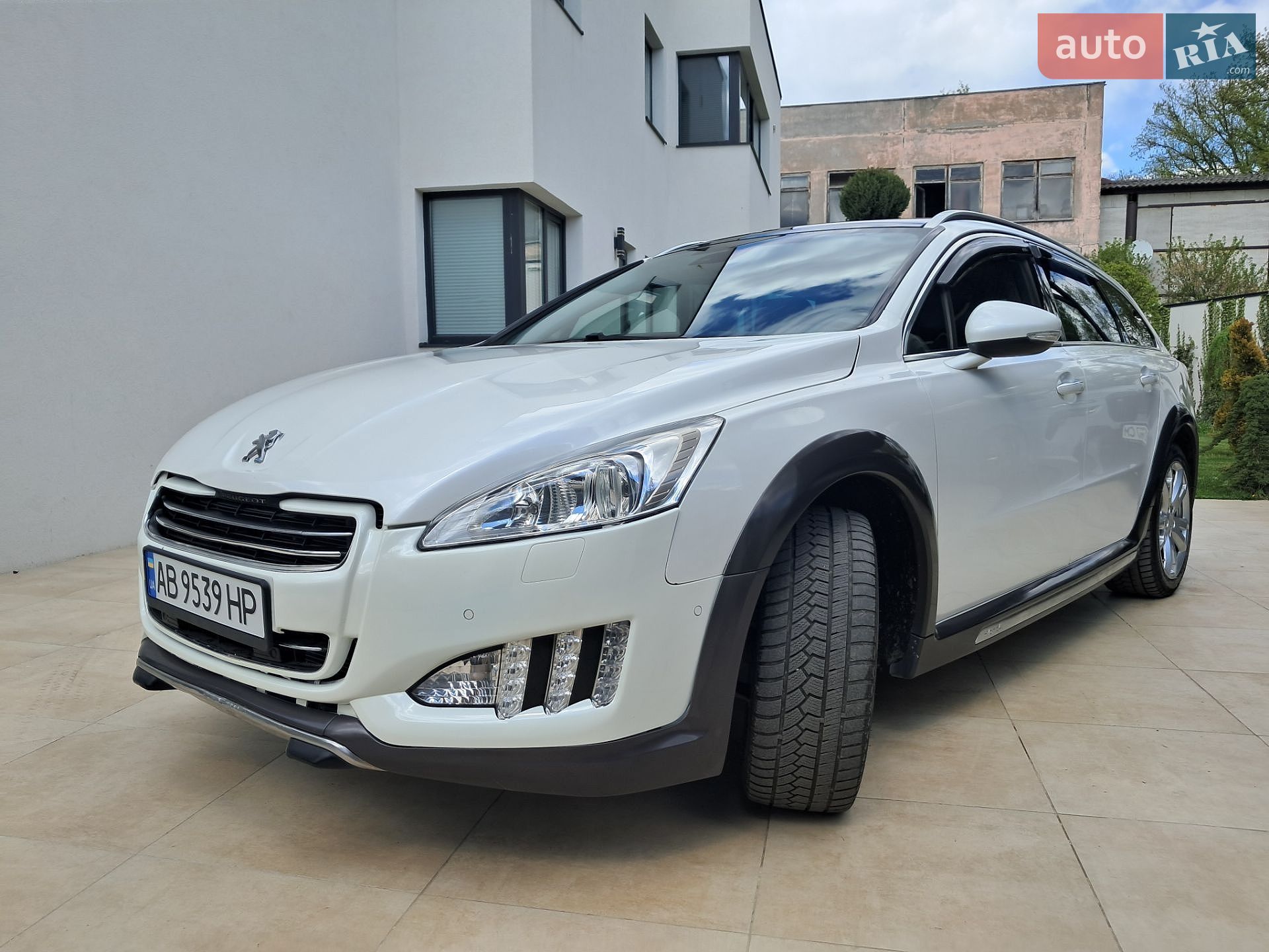 Peugeot 508 RXH 2012 VIN VF38URHC8CL081901 фото оголошення 2 з 41